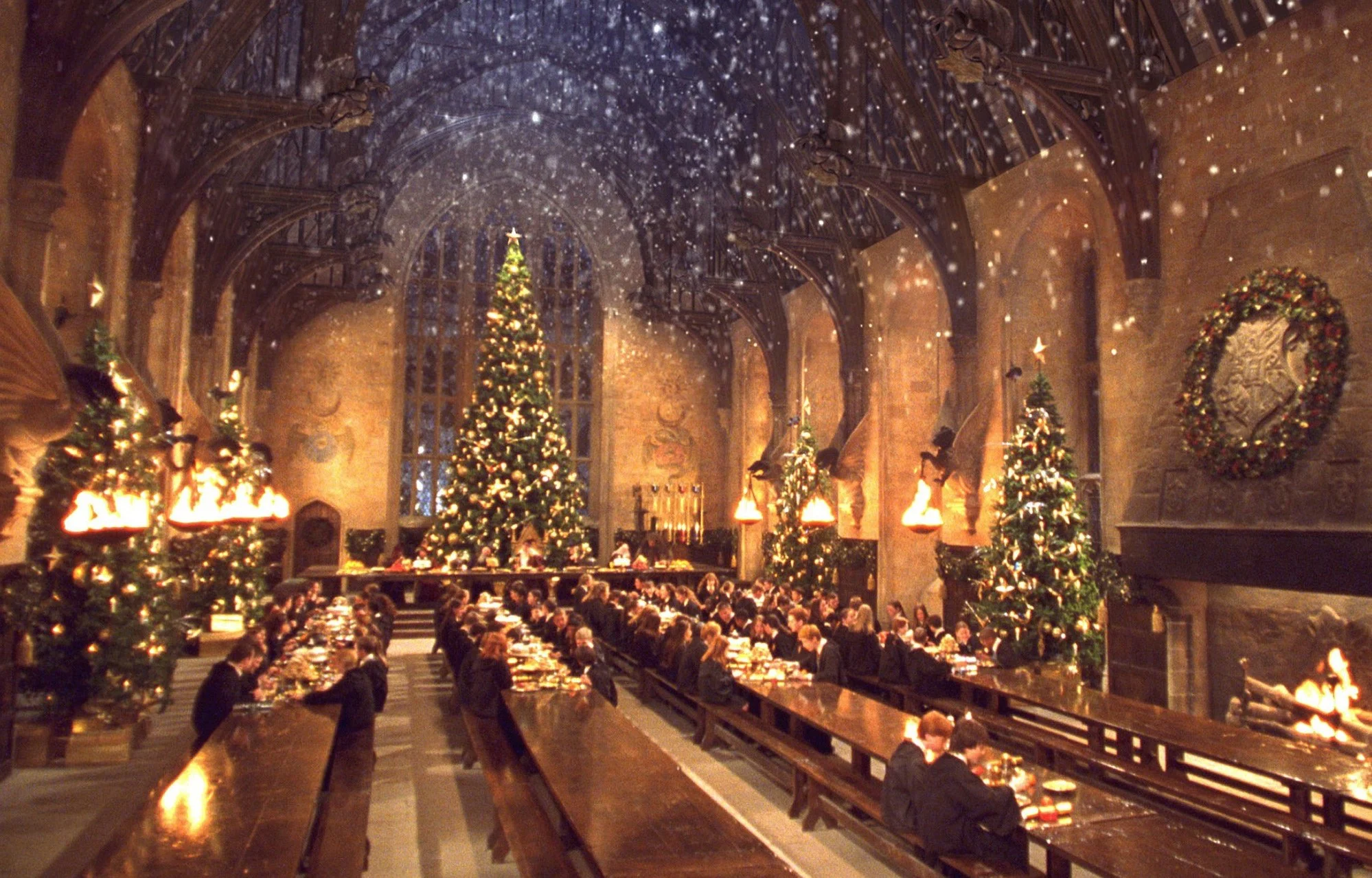 Prepárate para la cena navideña en Hogwarts