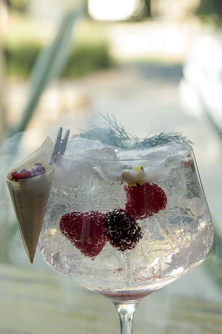 gin tonic rosa negra