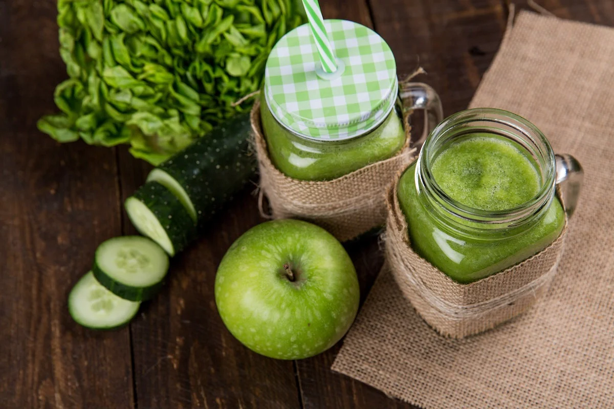 Desintoxícate con esta receta de jugo verde