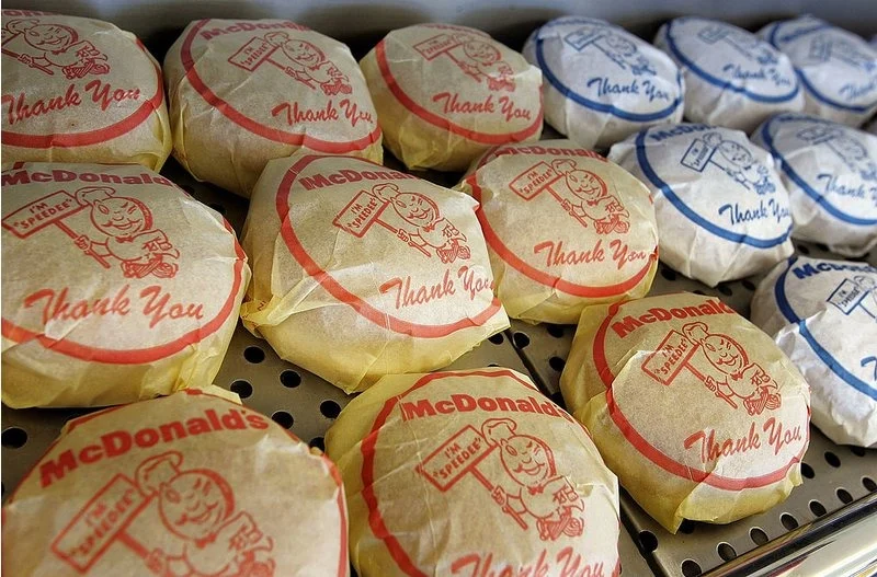 McDonald’s accidentalmente dejó imágenes sin retocar en su sitio web