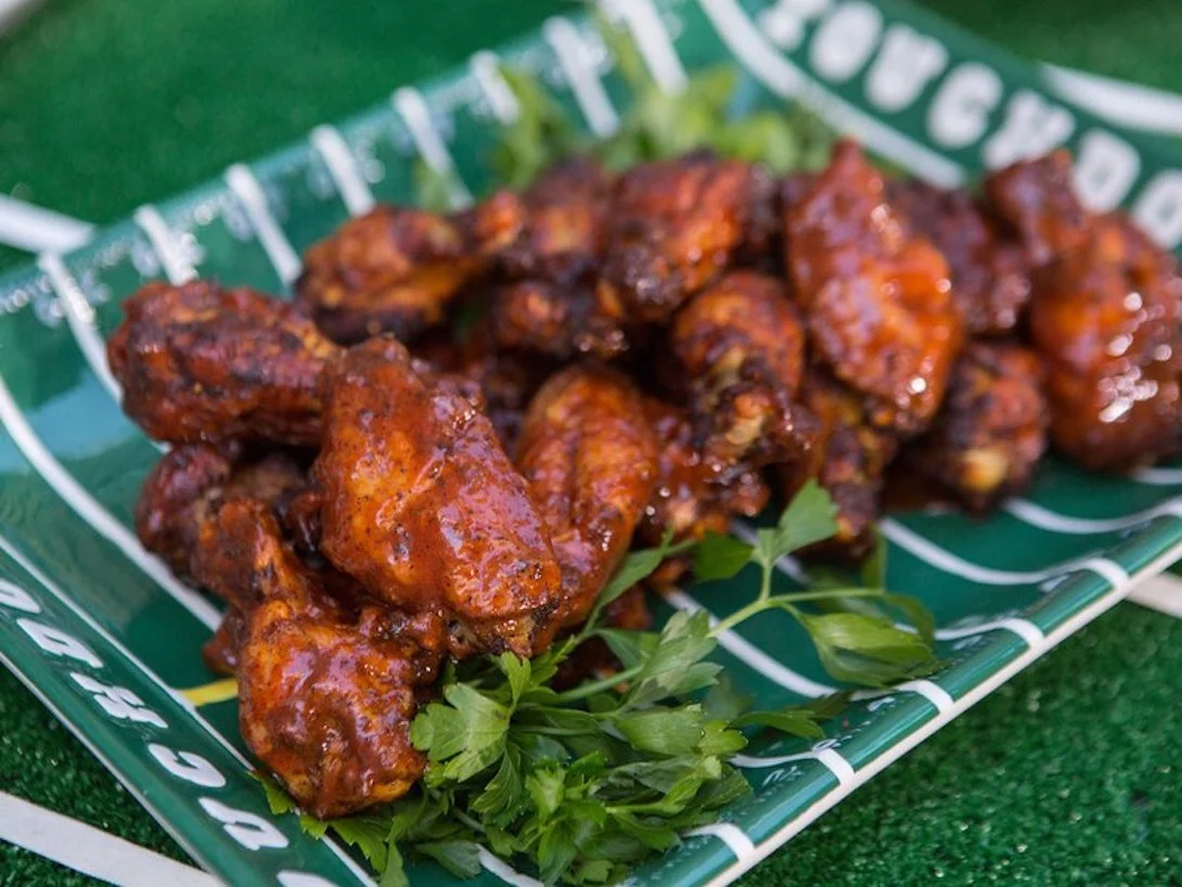 Esta es la cantidad de alitas que comeremos durante el Super Bowl