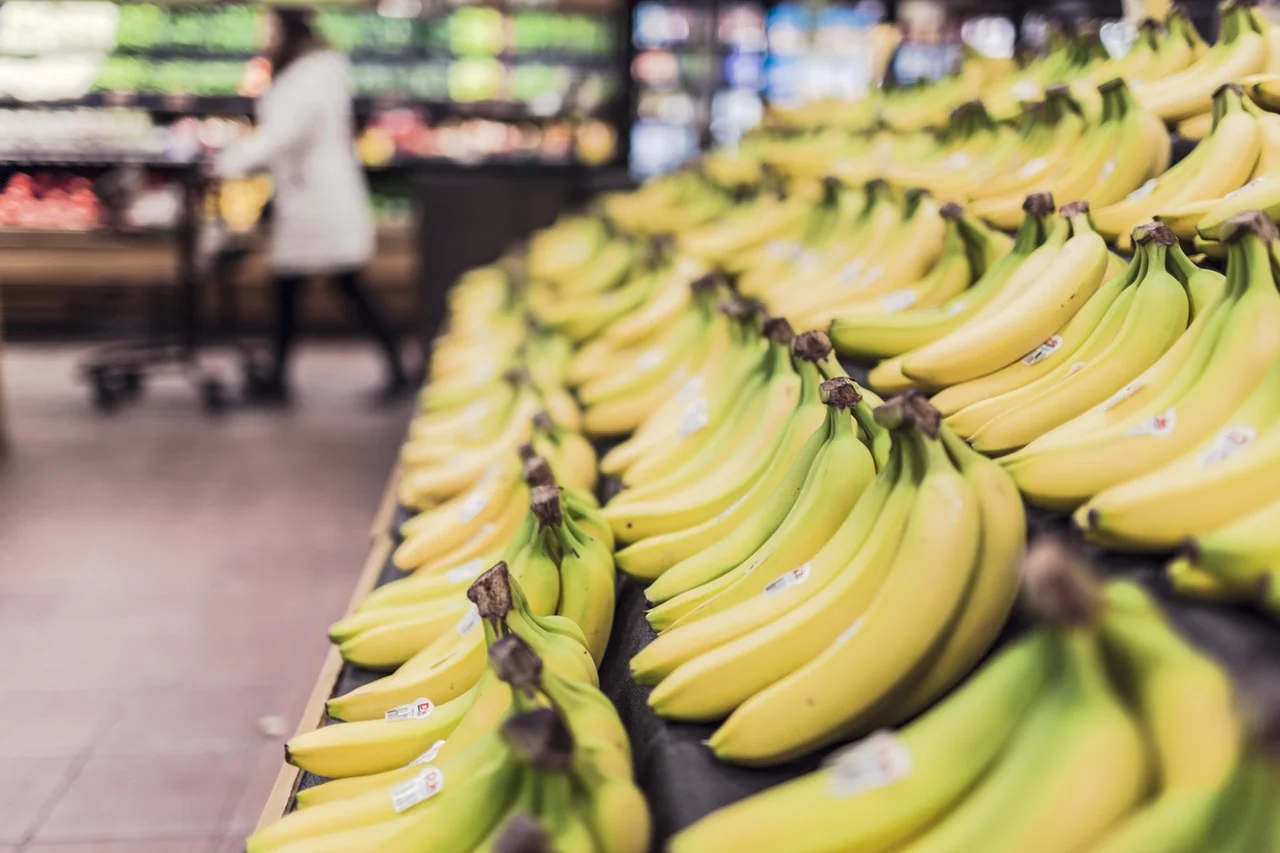 ¿Por qué siempre debes quitar las calcomanías de las frutas y verduras? ¿Por qué siempre debes quitar las calcomanías de las frutas y verduras?