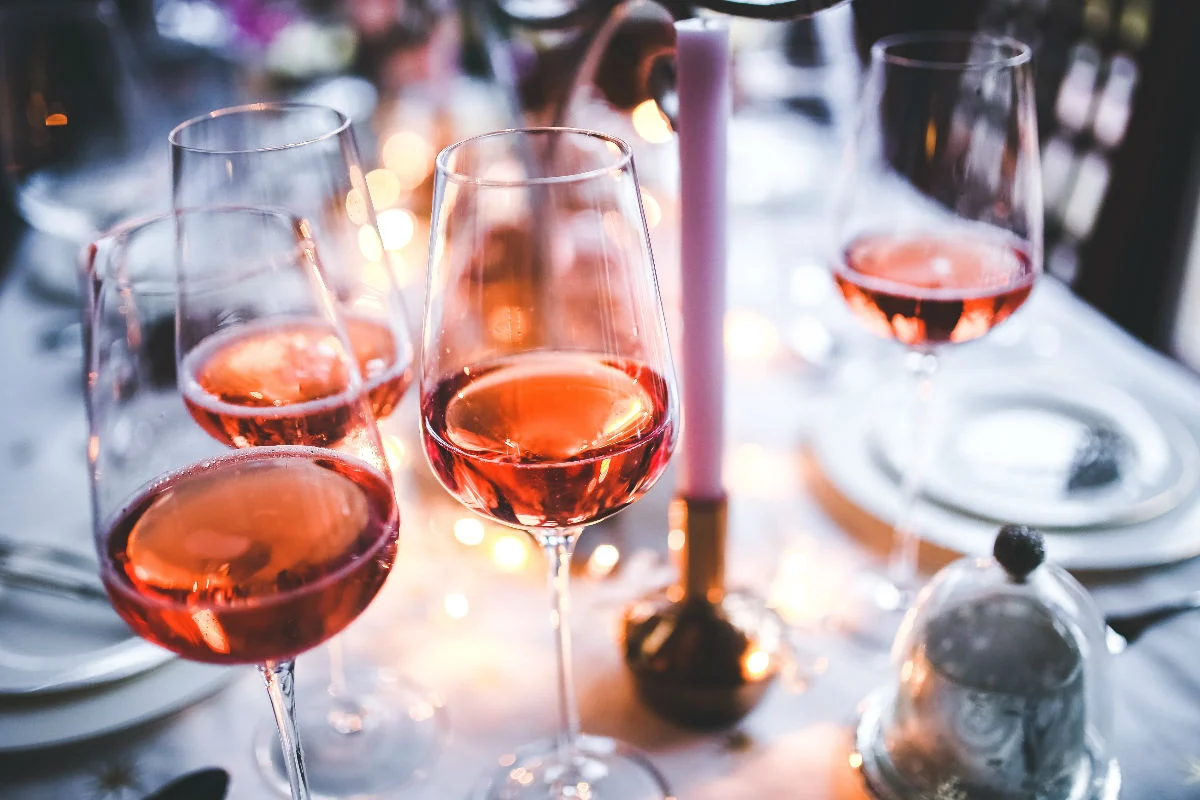 5 quesos para acompañar el vino rosado