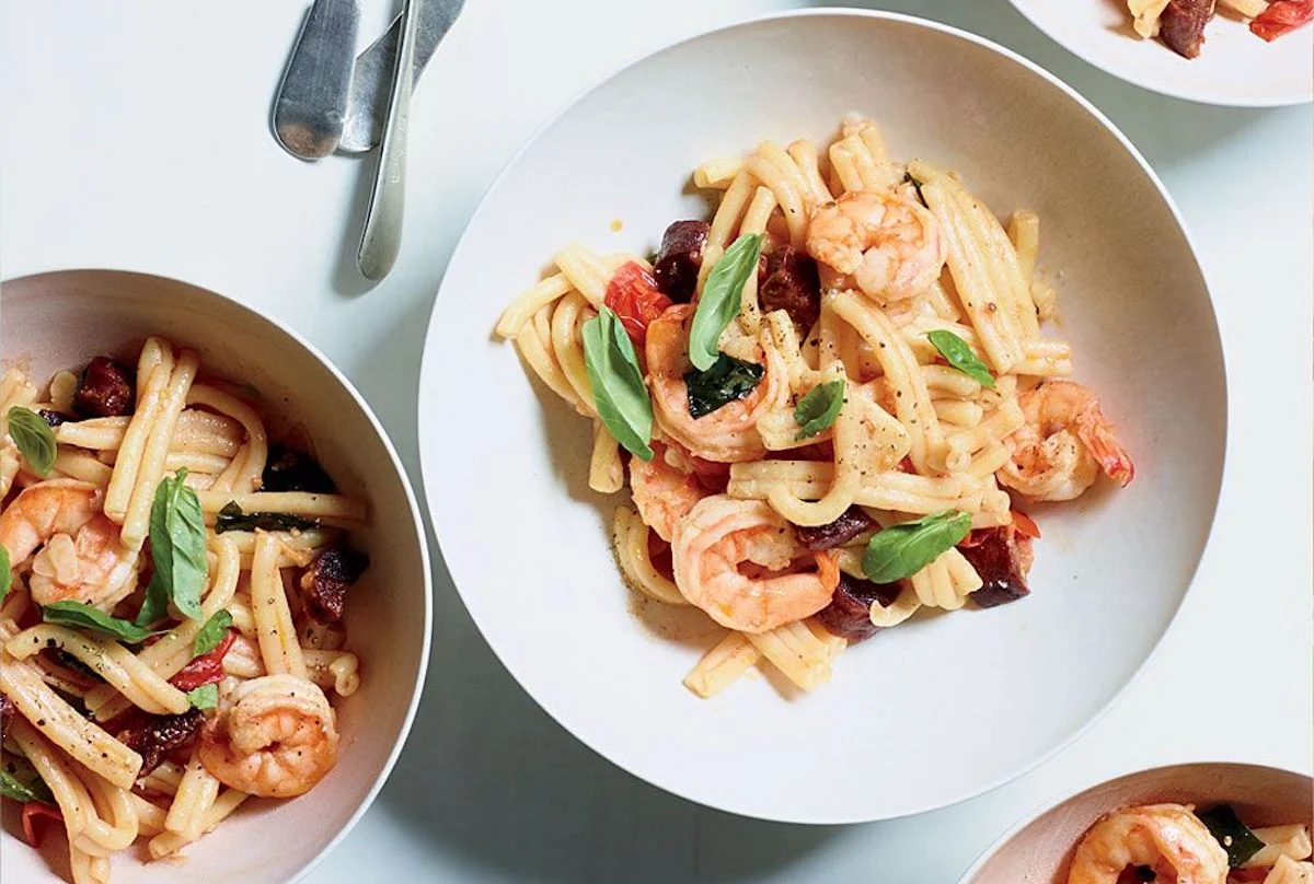 Receta: Pasta de camarones con chorizo