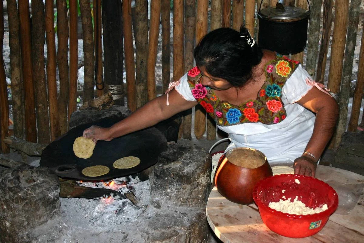 Asiste a la Primer Muestra Alimentaria Indígena de la CDMX