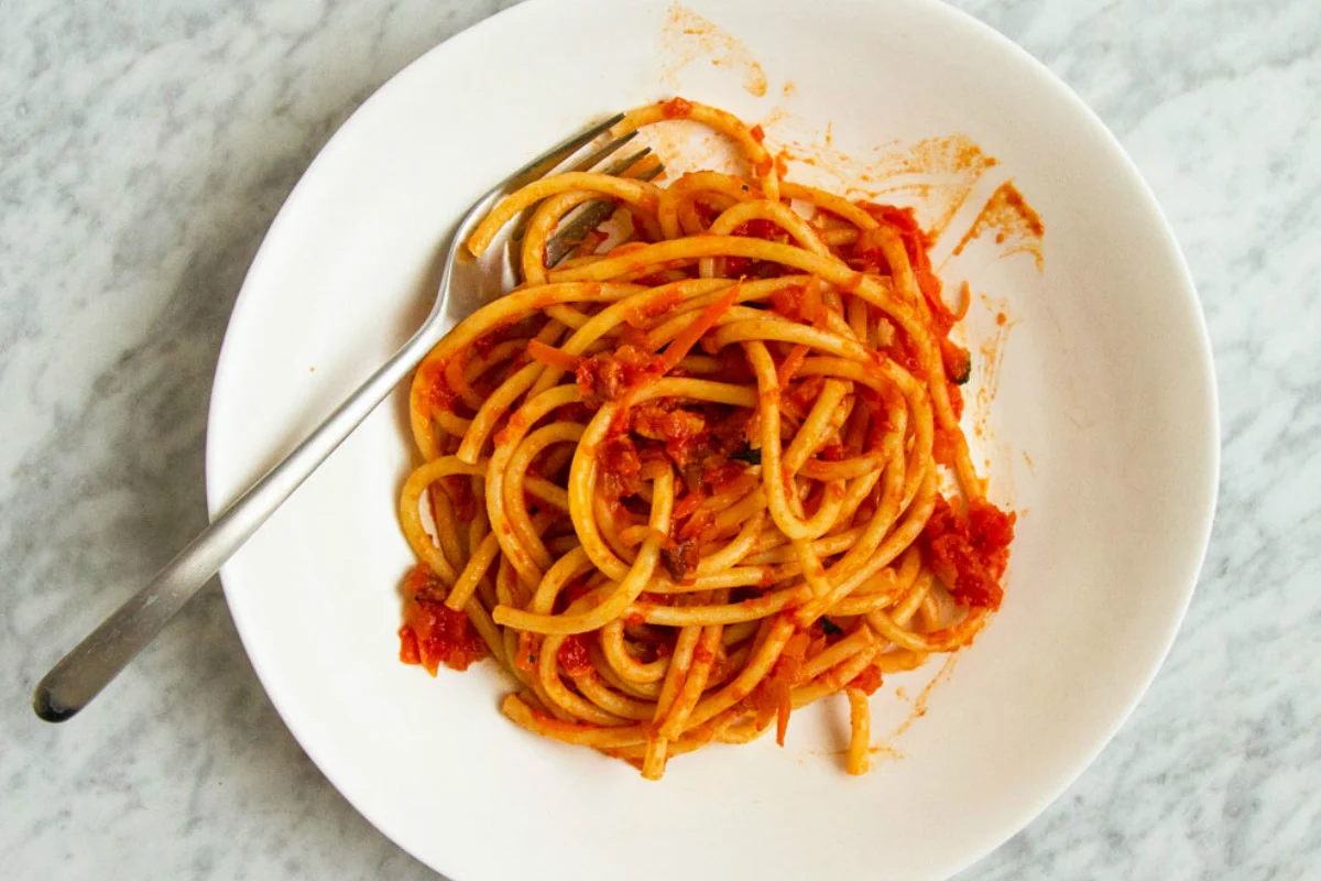 Receta: Bucatini Amatriciana