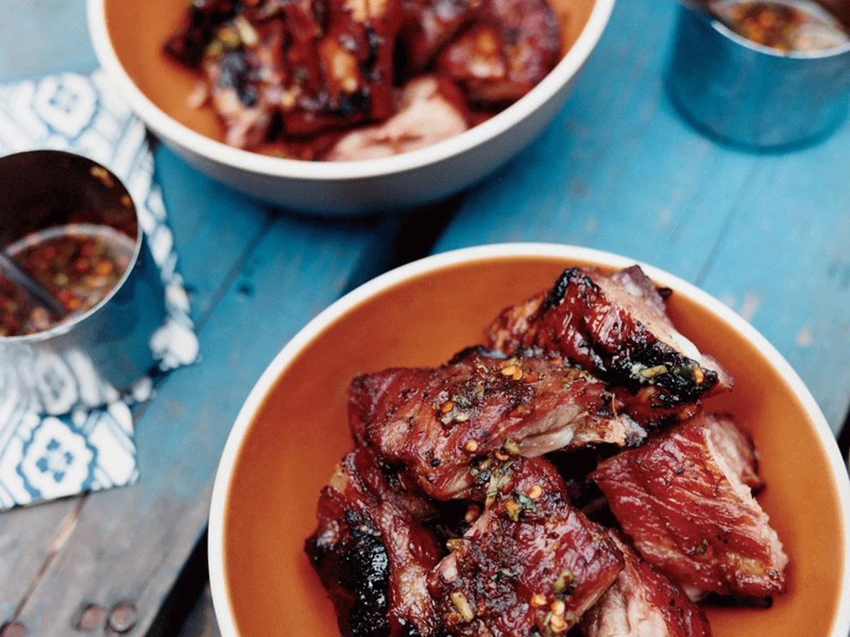Costillas de cerdo glaseadas con adobo de whisky