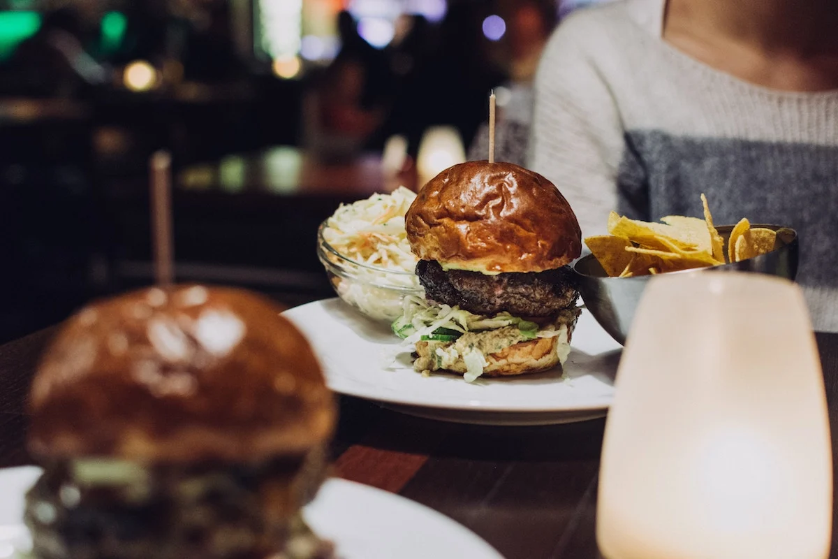 ¿El Malbec es el maridaje perfecto para una hamburguesa? ¿El Malbec es el maridaje perfecto para una hamburguesa?