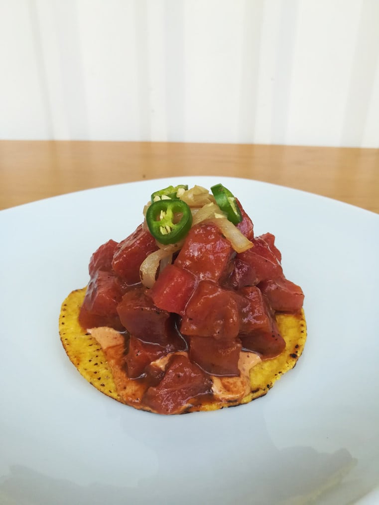 mariscos tostada atun