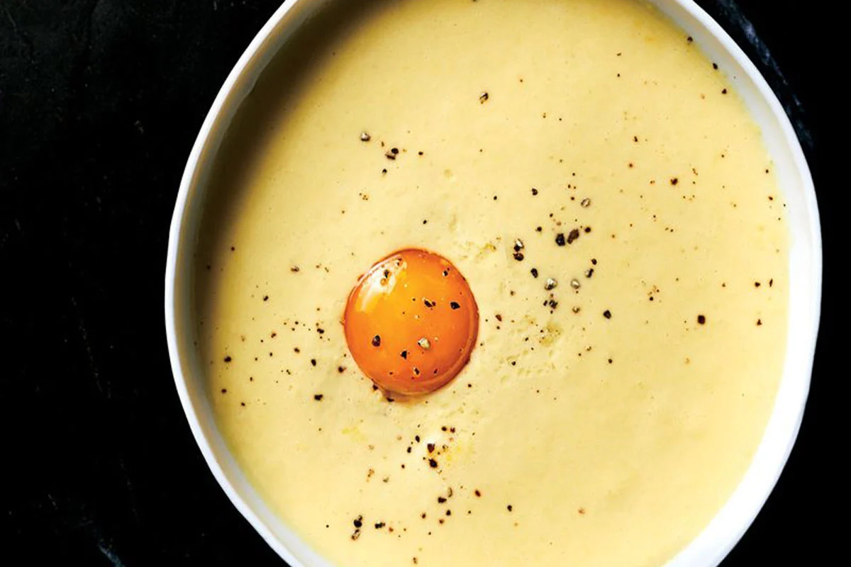 Receta: Sopa de maíz con huevo