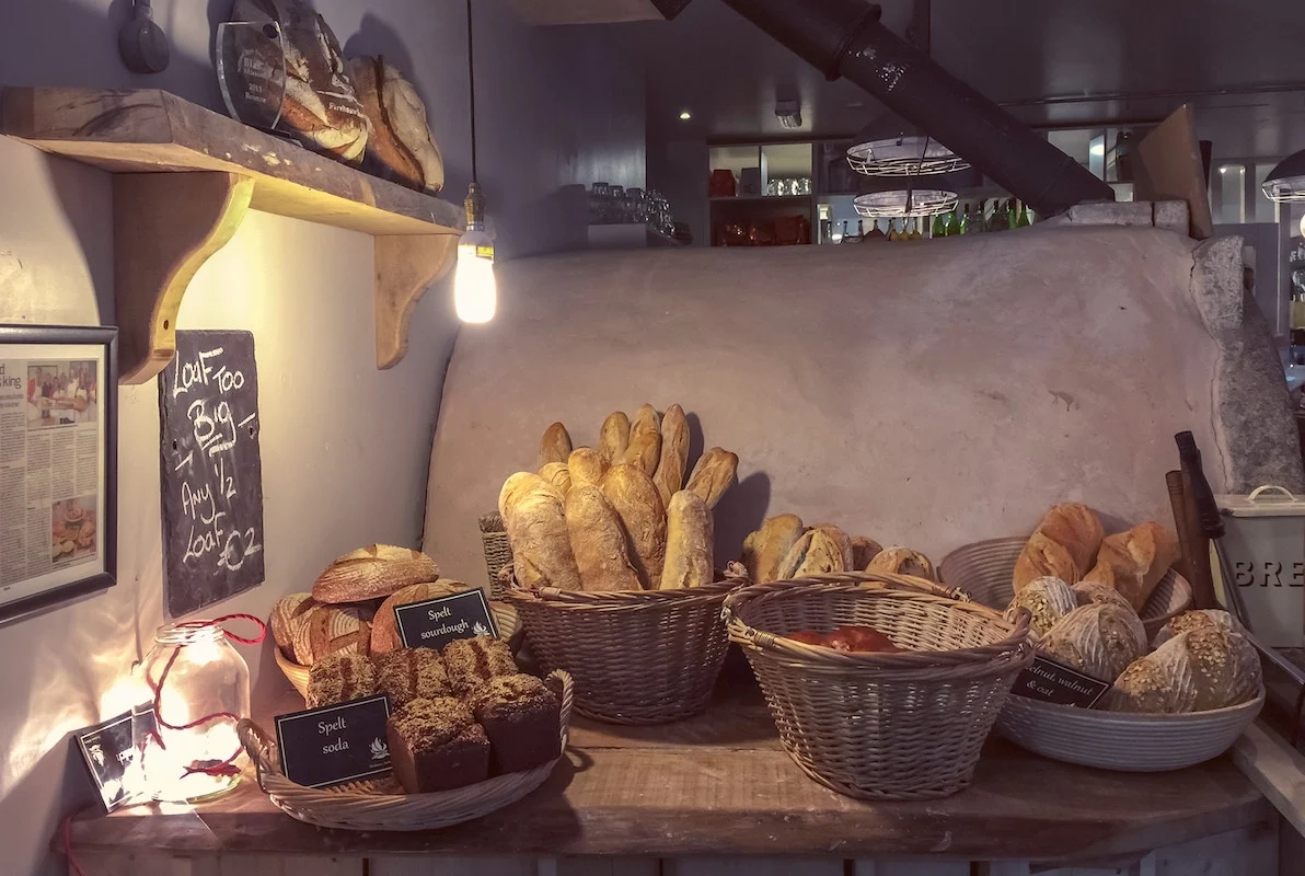 Las diferencias entre el pan de masa madre y el pan común