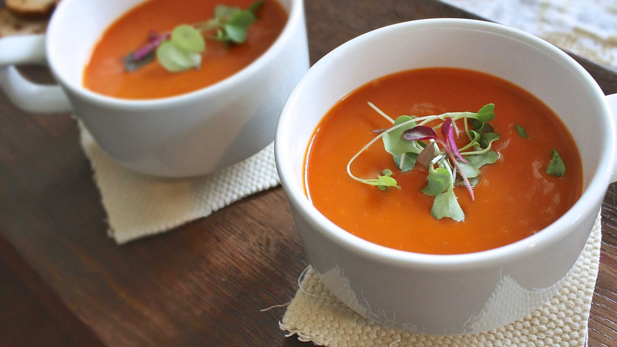 ¿Cómo espesar una salsa sin usar harina?