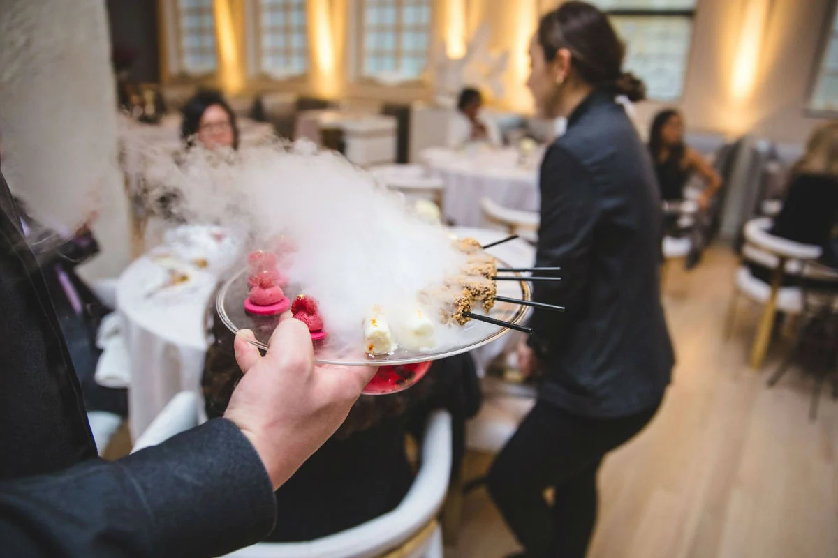 Vive experiencias extraordinarias en estos restaurantes de Toronto