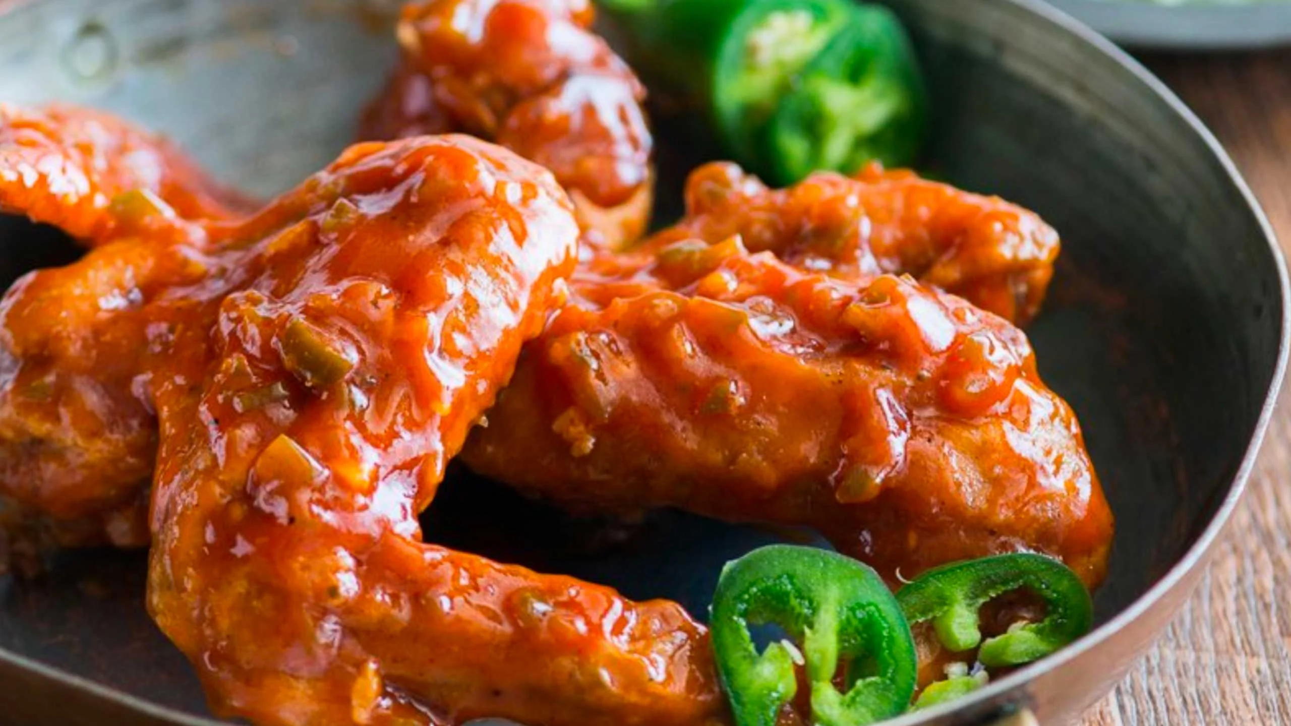 Alitas de pollo con jalapeño Alitas de pollo con jalapeño