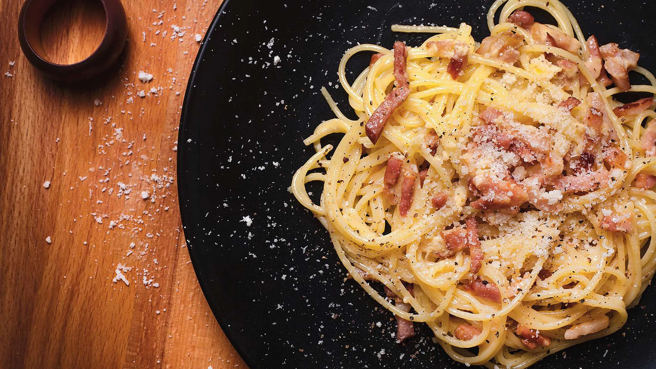 ¿Cómo y quién inventó la carbonara?