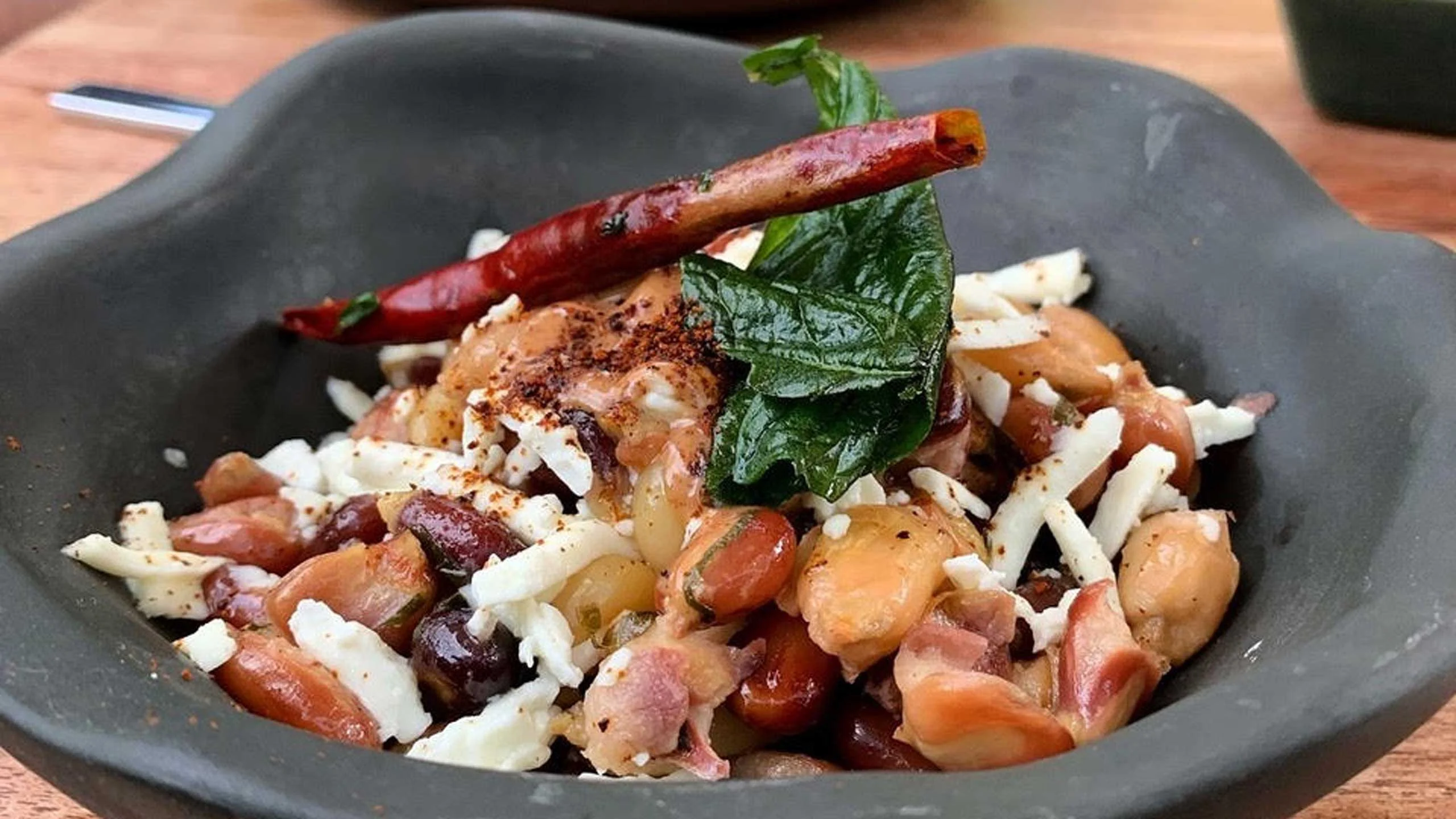 Lula Martín del Campo es la chef invitada en el Hotel Casa Awolly