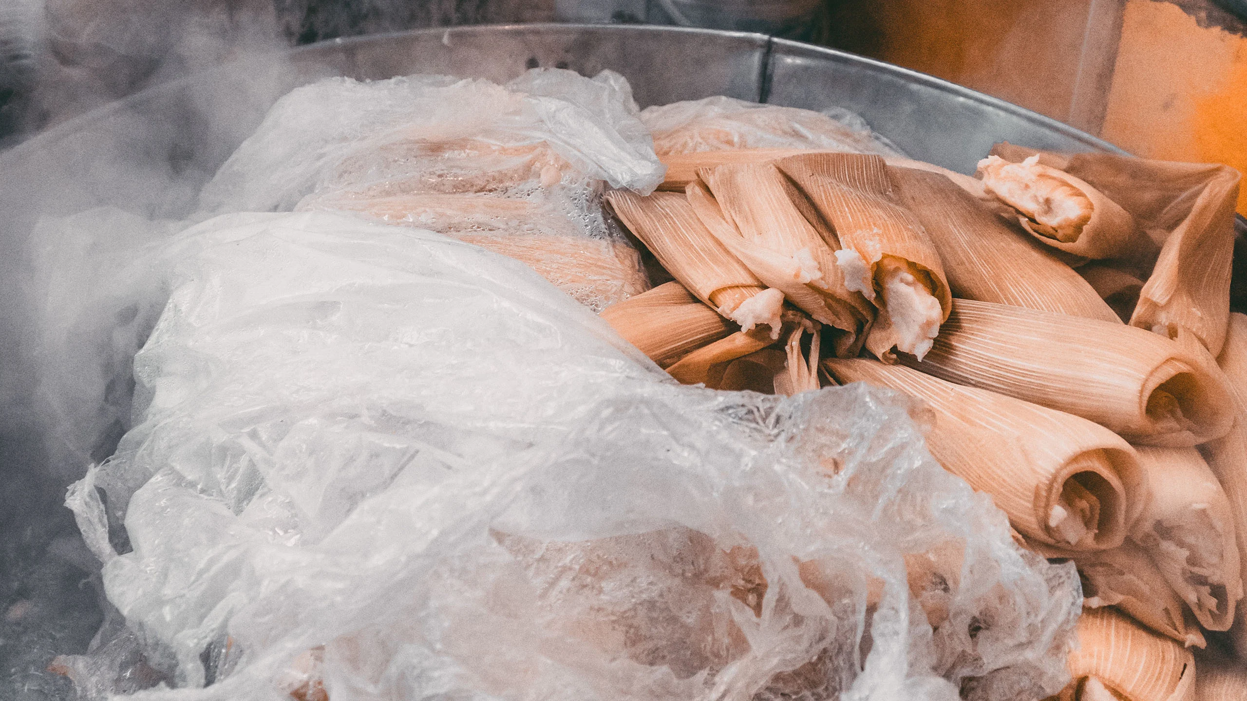 La historia del mexicano que prepara tamales en Nueva York