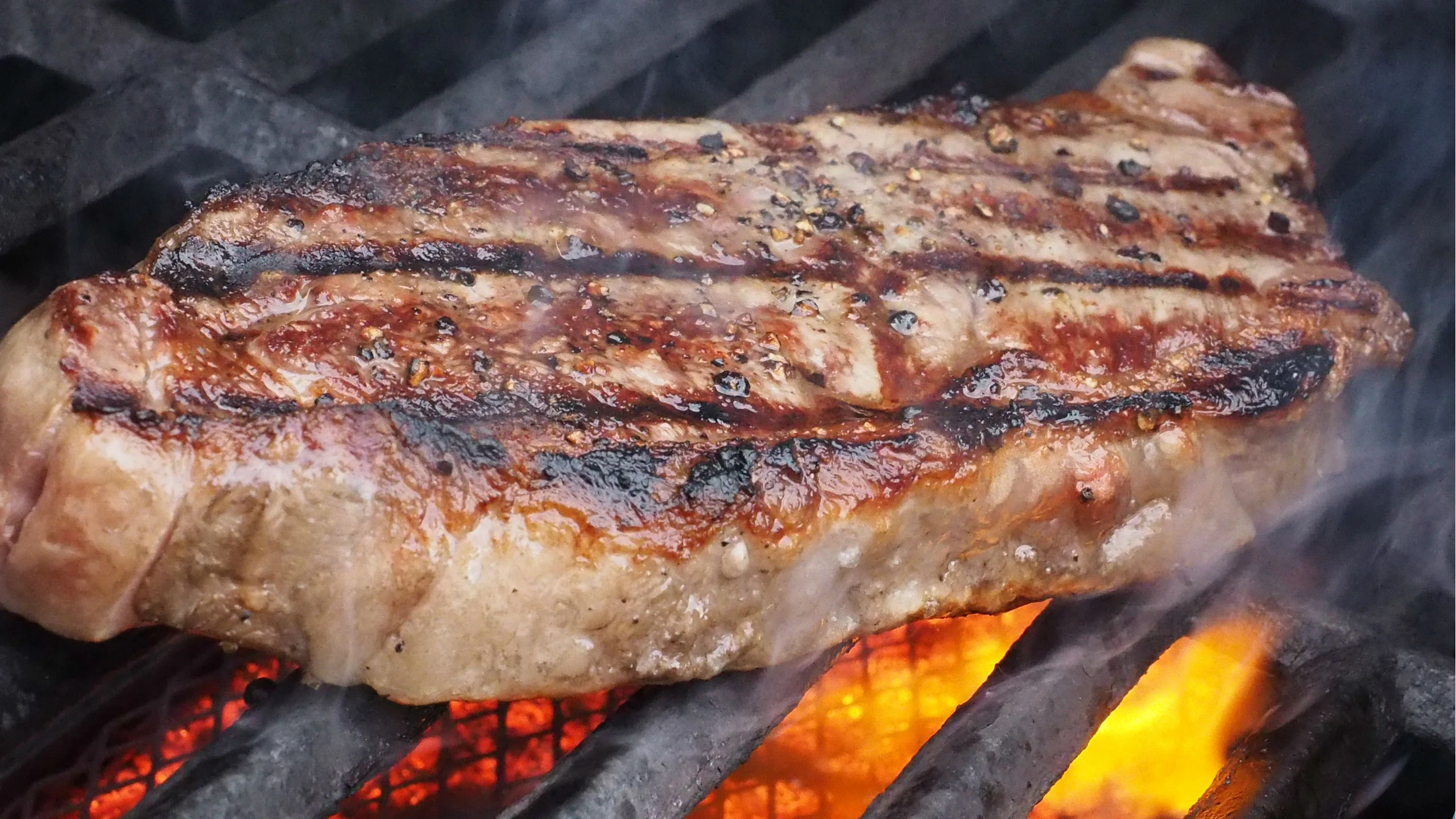5 reglas para asar carne, sin importar el tipo de corte