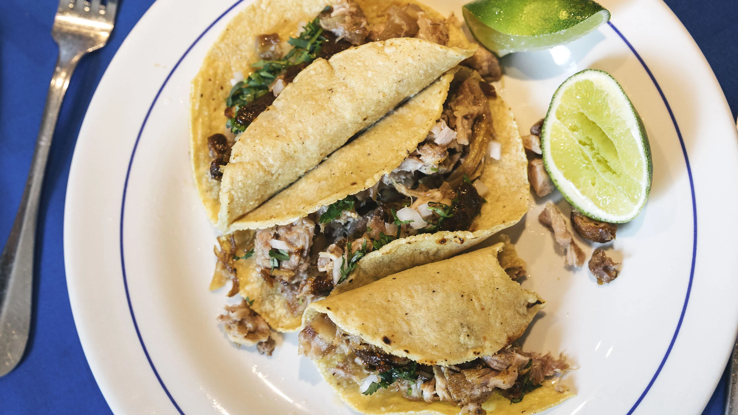 Estos son nuestros tacos de carnitas favoritos en la CDMX