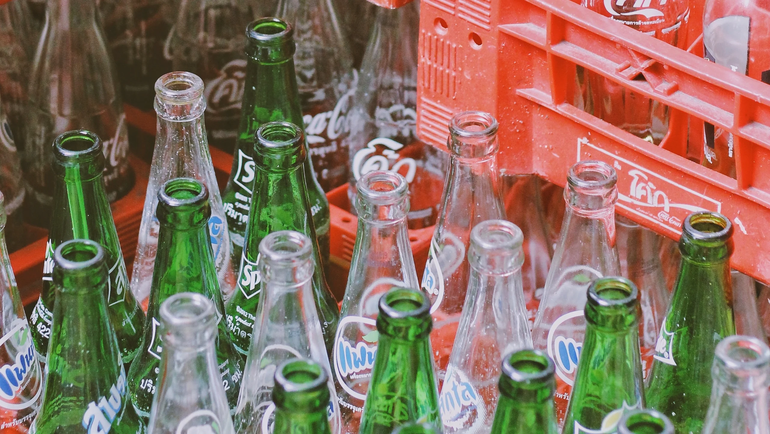 ¿En verdad el refresco sabe distinto en lata, botella de vidrio y de plástico? ¿En verdad el refresco sabe distinto en lata, botella de vidrio y de plástico?