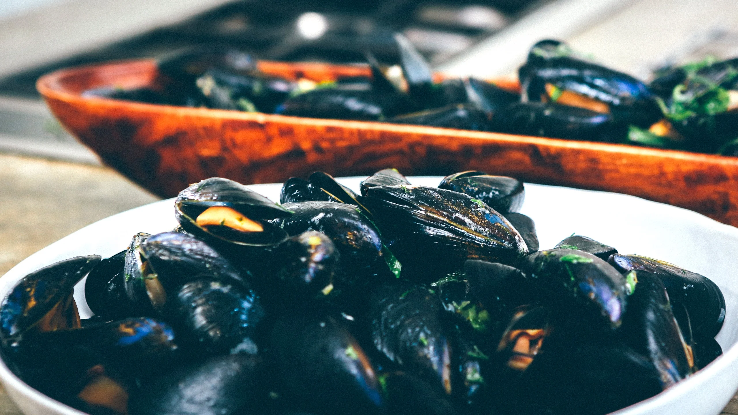 La forma correcta de comer mejillones, según Martha Stewart