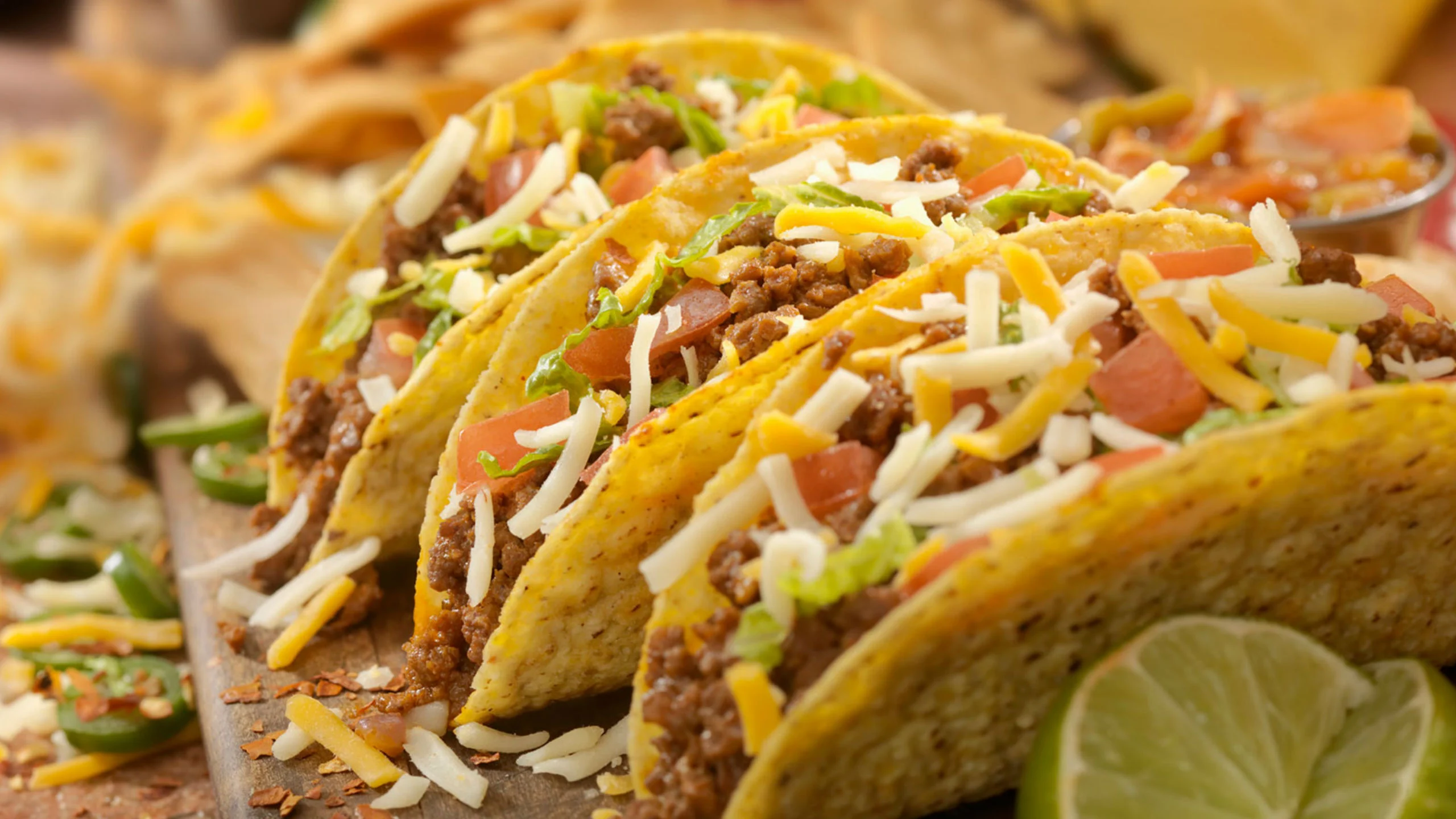 Burger King agrega un taco crujiente de $1 dólar a sus menús de EUA