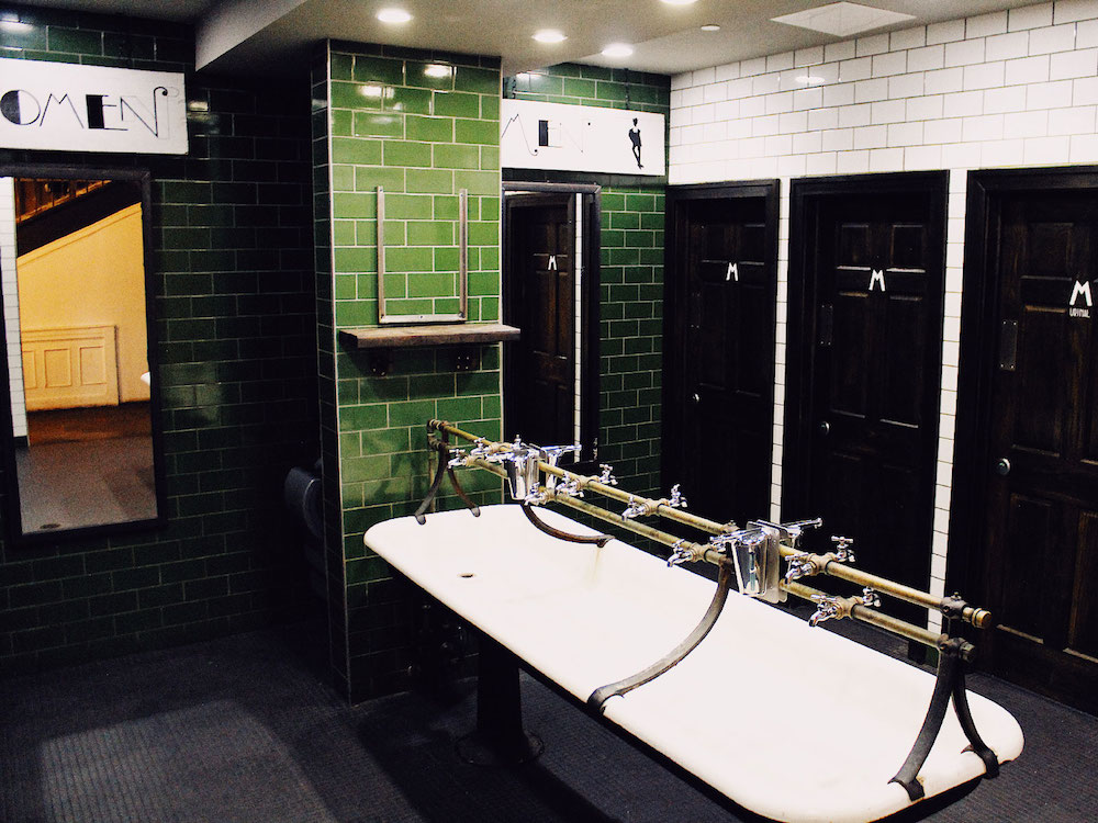 Butcher & the Brewer baño