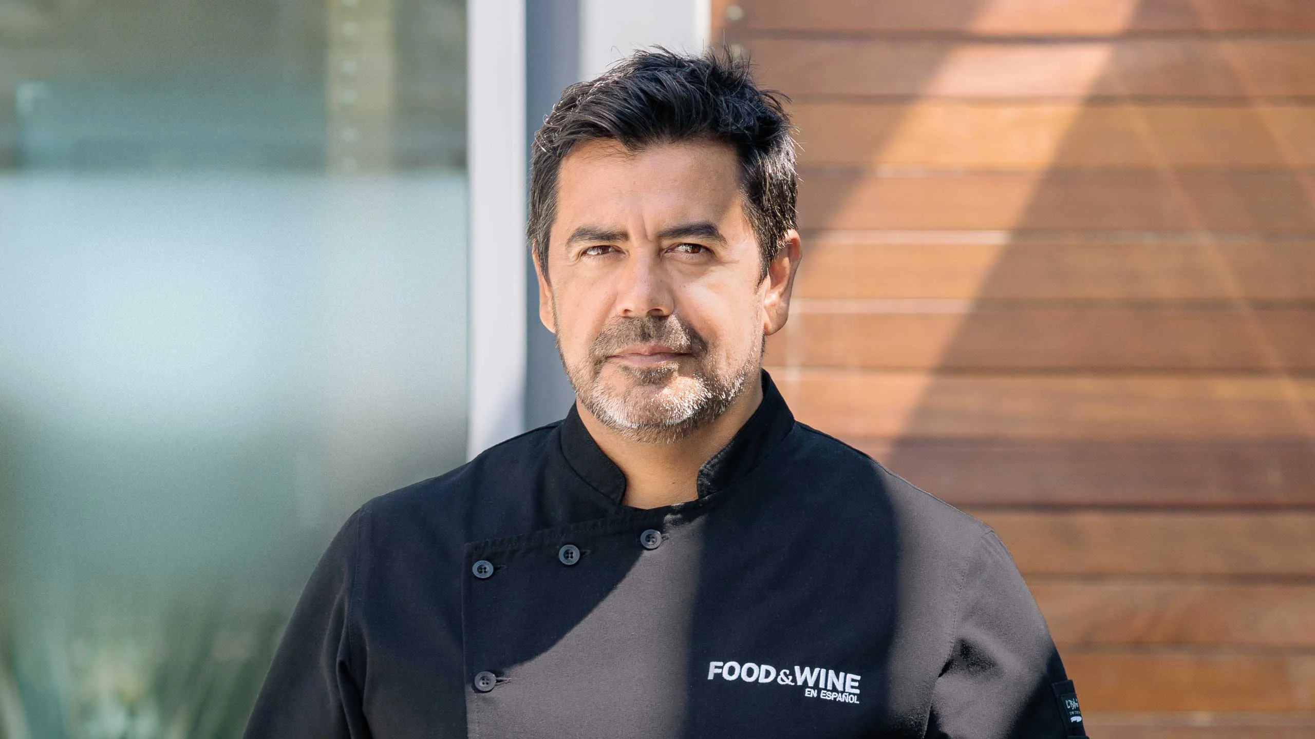 Javier Plascencia en la portada de Food and Wine en español