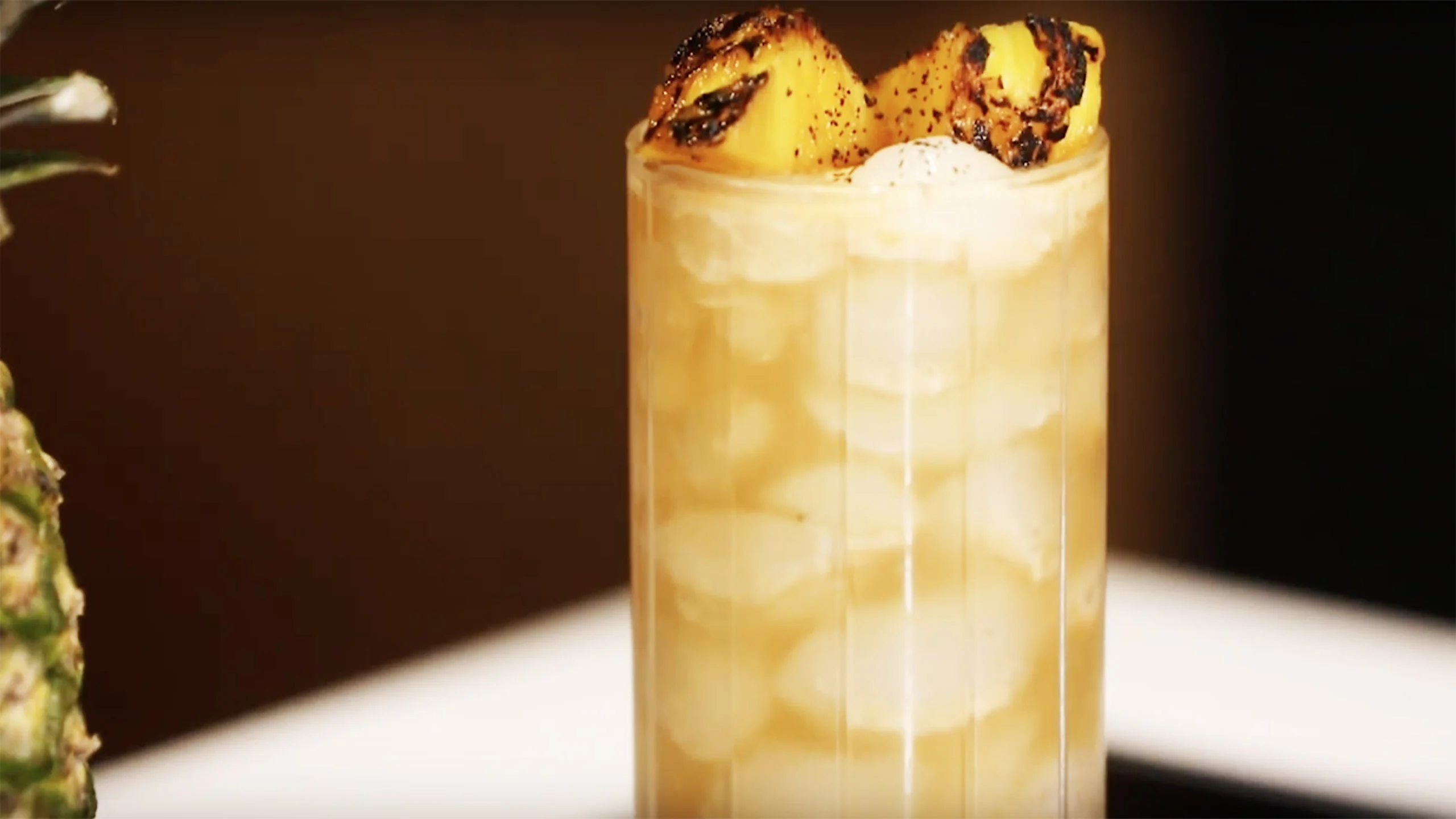 ¡Tequila, piña y bbq! No es una porra, es tu nuevo coctel favorito