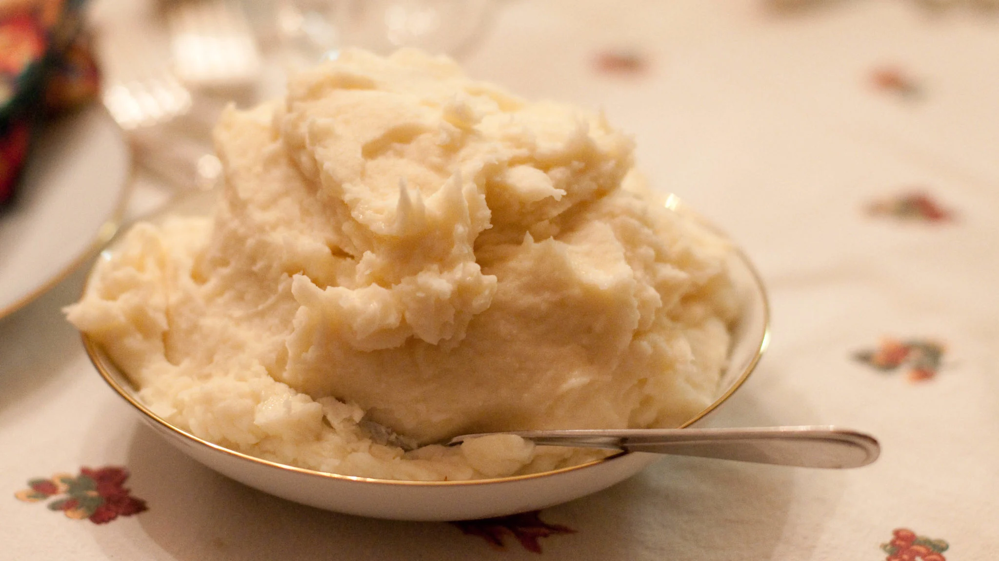 El secreto para el puré de papas perfecto es mayonesa