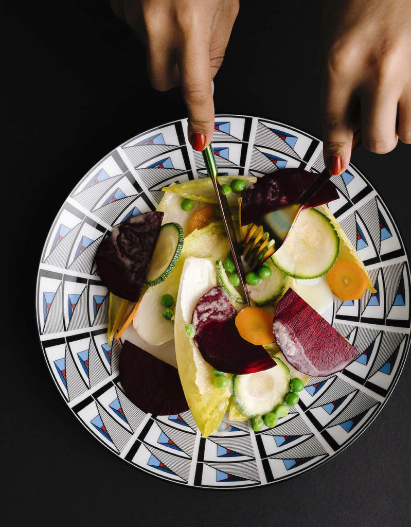 ensalada con crudité de vegetales de temporada