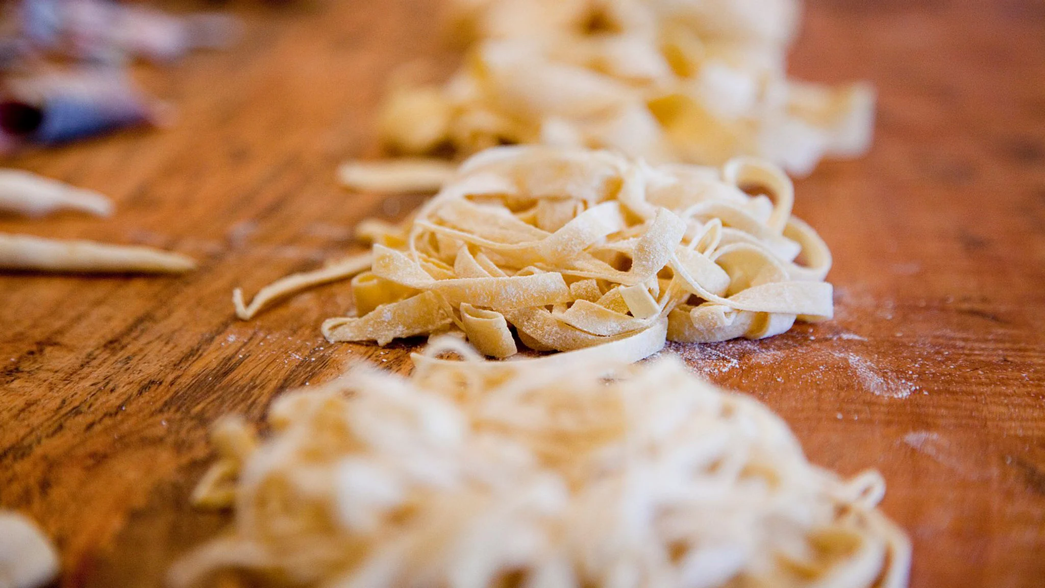 ¿Cómo hacer pasta casera sin máquina?