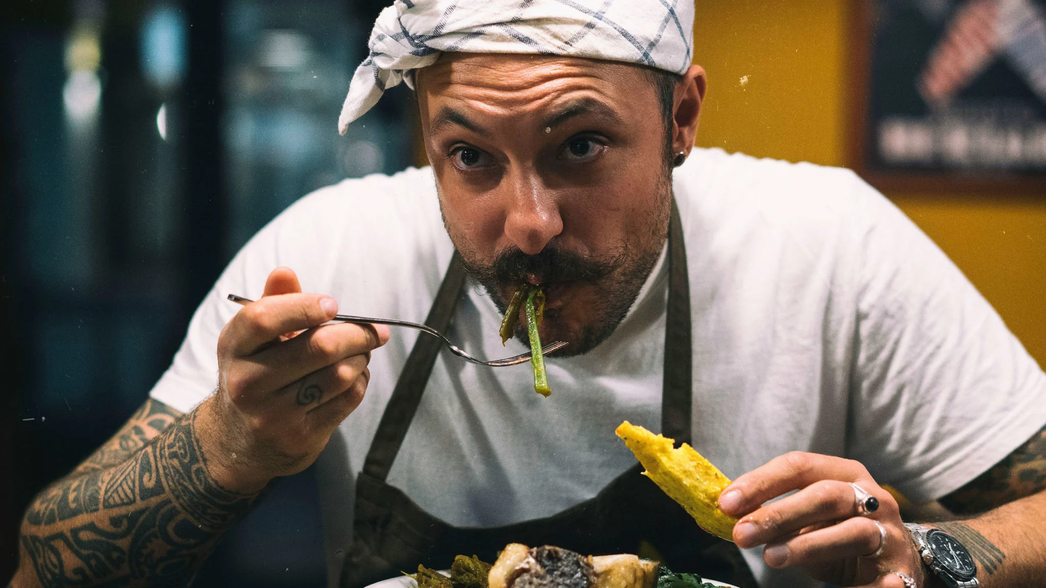 Diego Rossi toma la cocina de Pujol