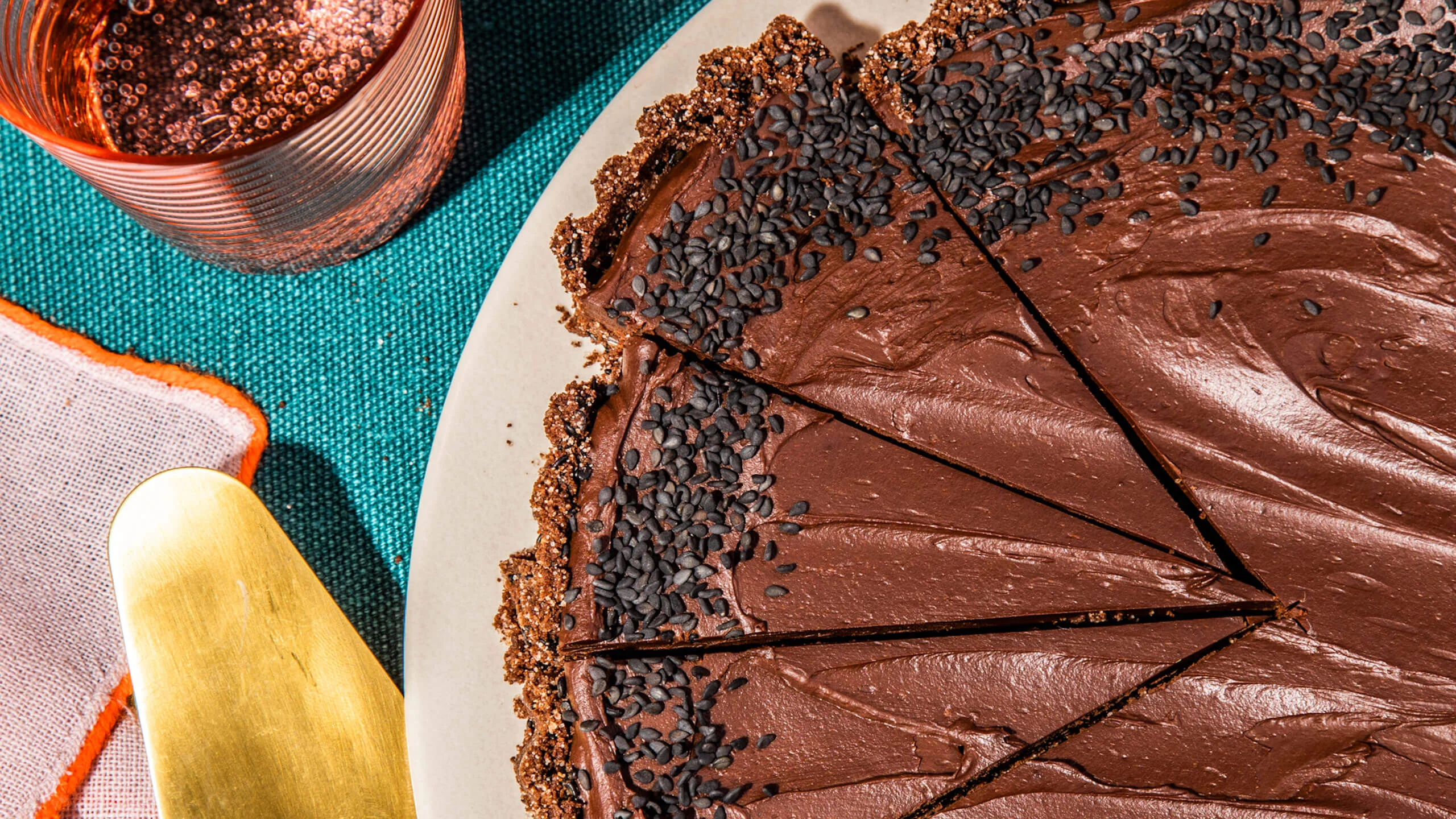 Por esta tarta comencé a poner miso en mis postres de chocolate Por esta tarta comencé a poner miso en mis postres de chocolate