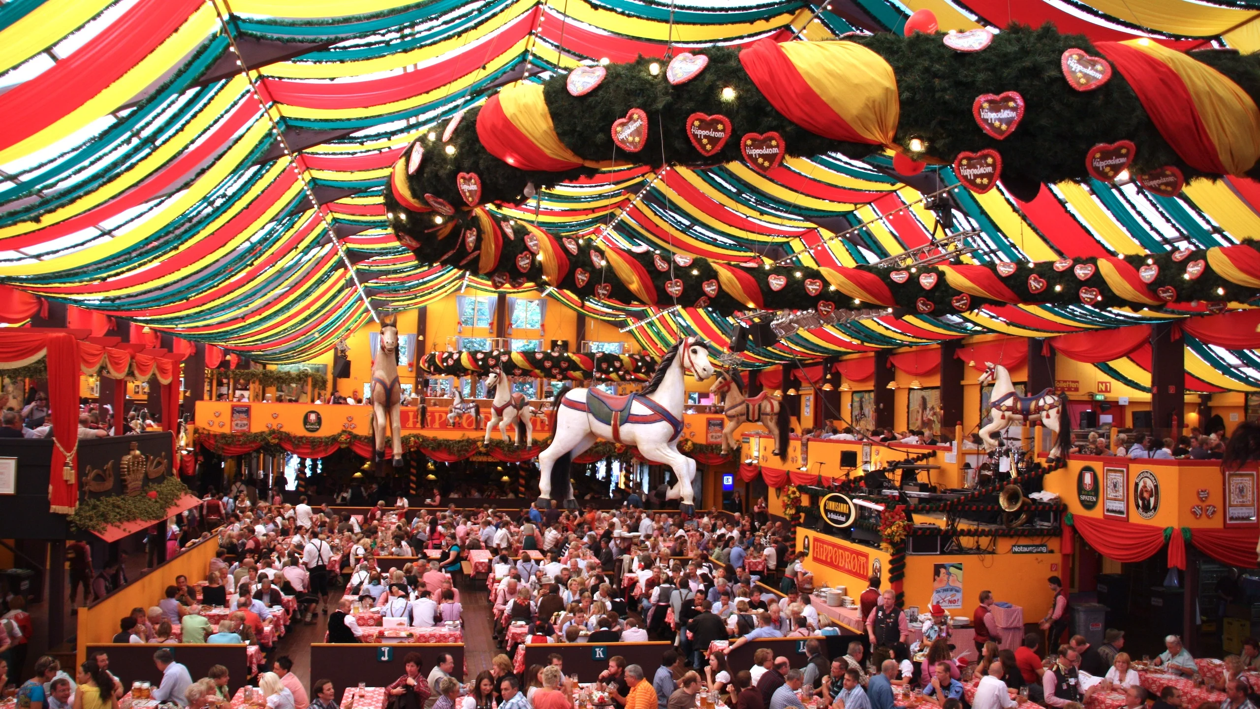 Cancelan Oktoberfest de Múnich por primera vez en 75 años