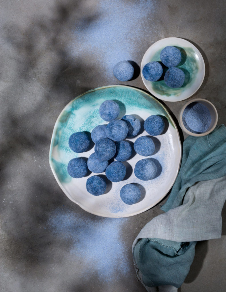 pantone classic blue recetas