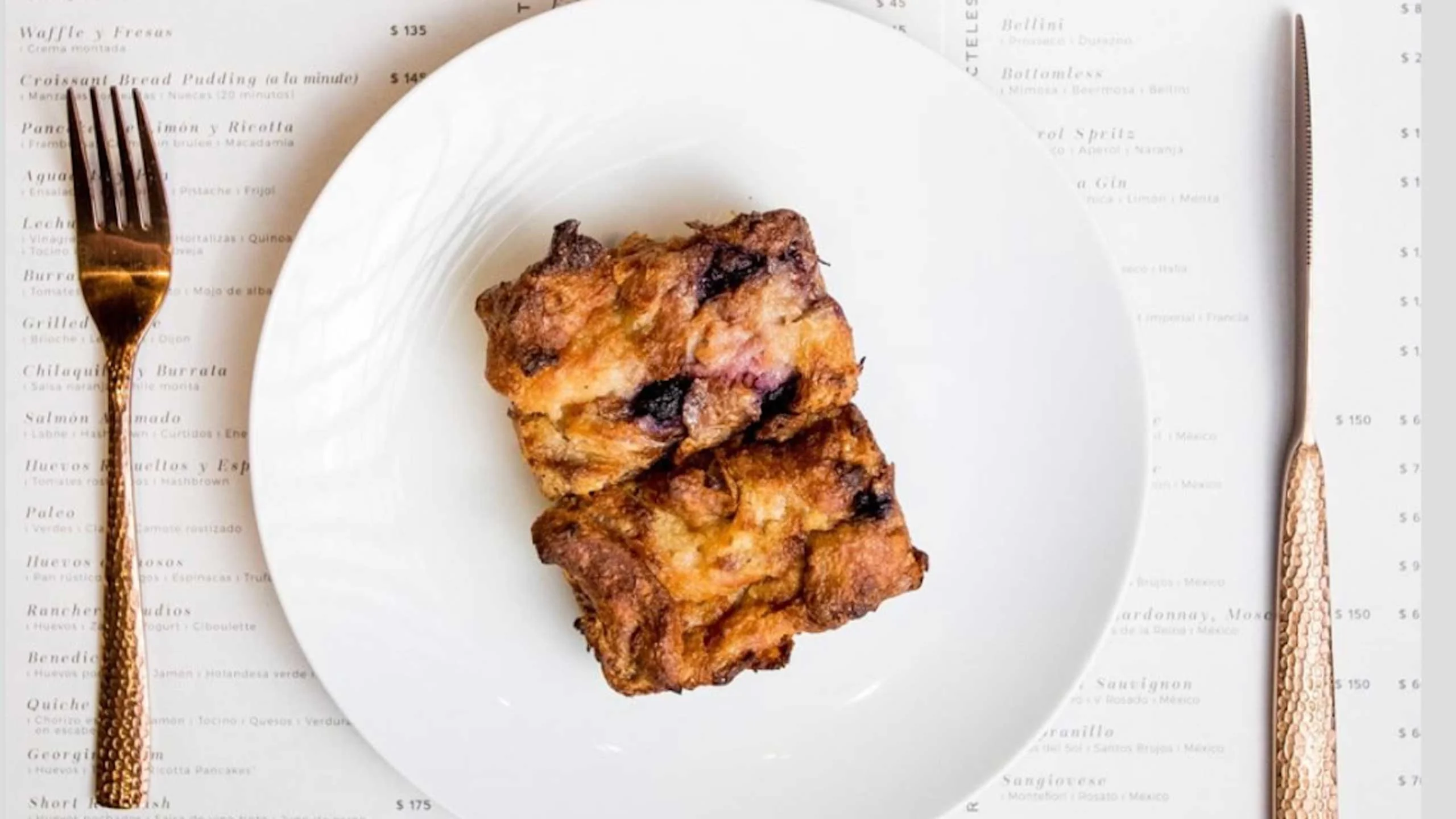 Adria Montaño nos comparte su receta de bread pudding