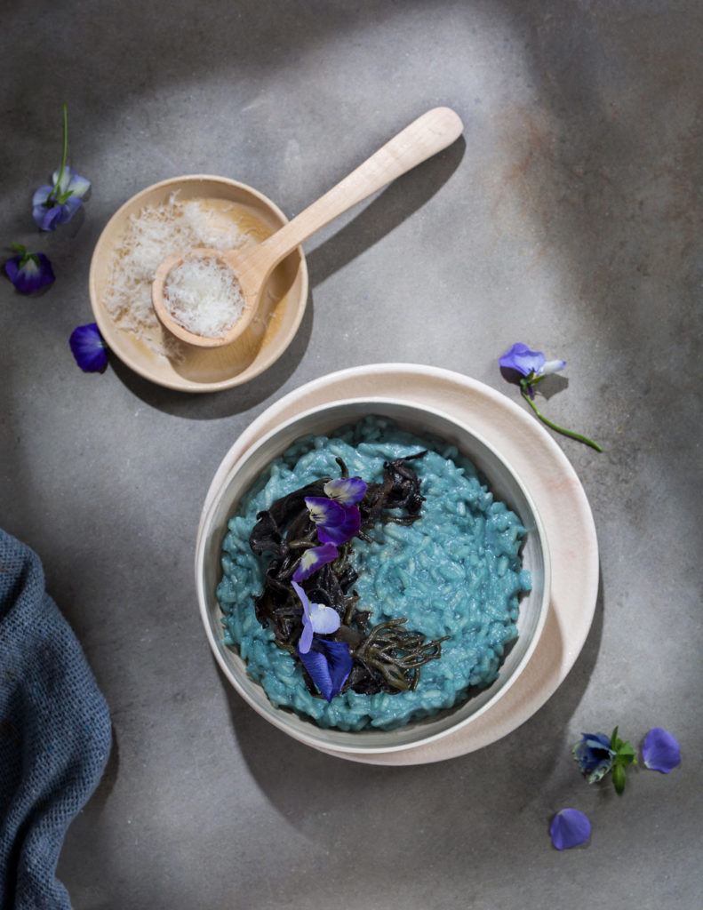 risotto azul pantone 2020