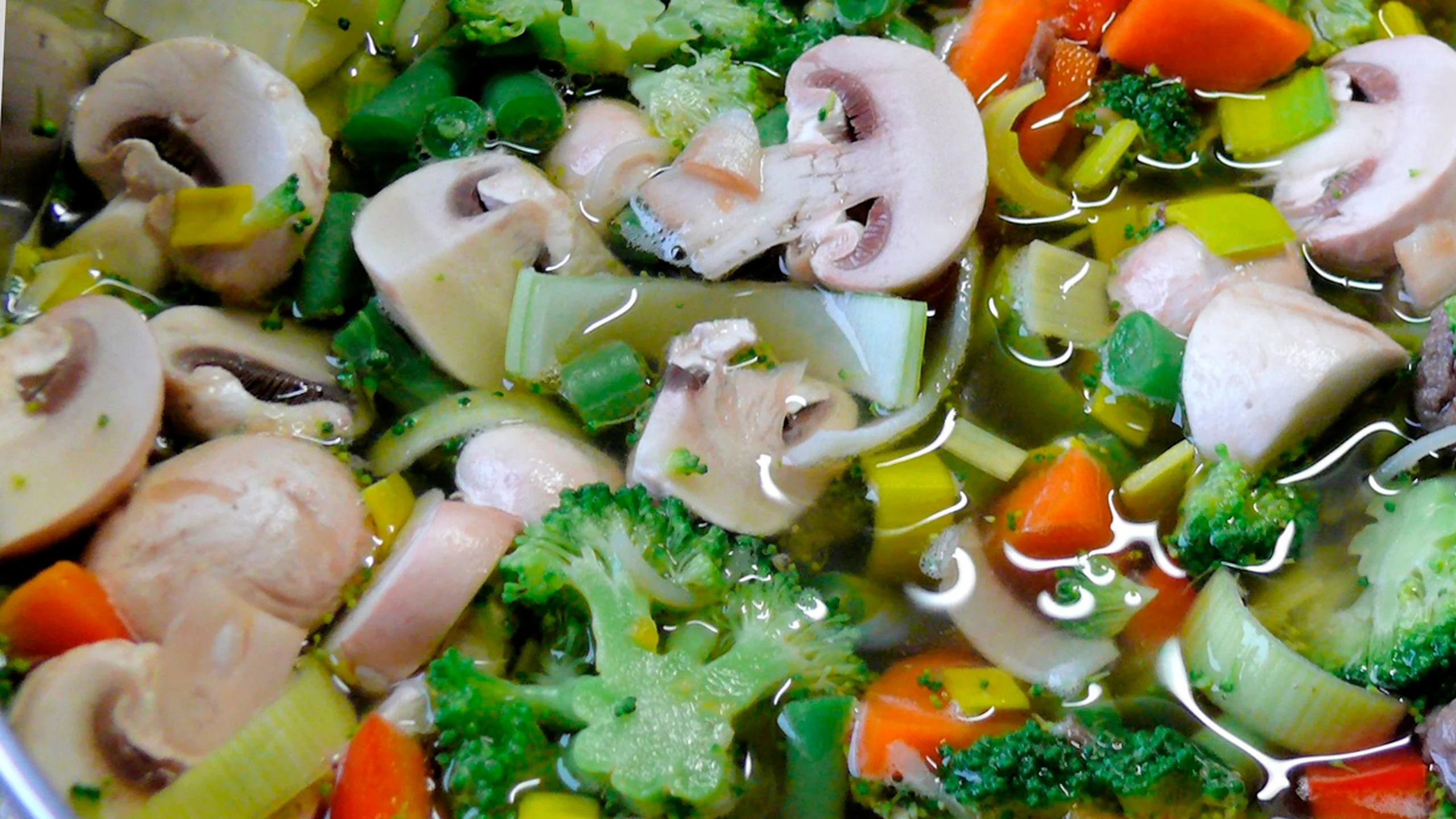 Un caldo de verduras ayurvédico para el sistema inmune Un caldo de verduras ayurvédico para el sistema inmune