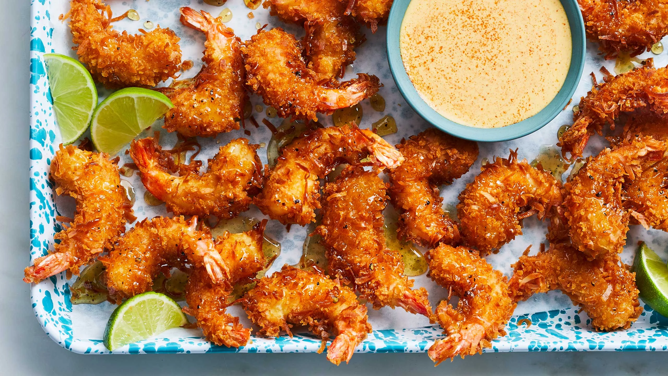 Sigue estos tips para cocinar los mejores camarones con coco