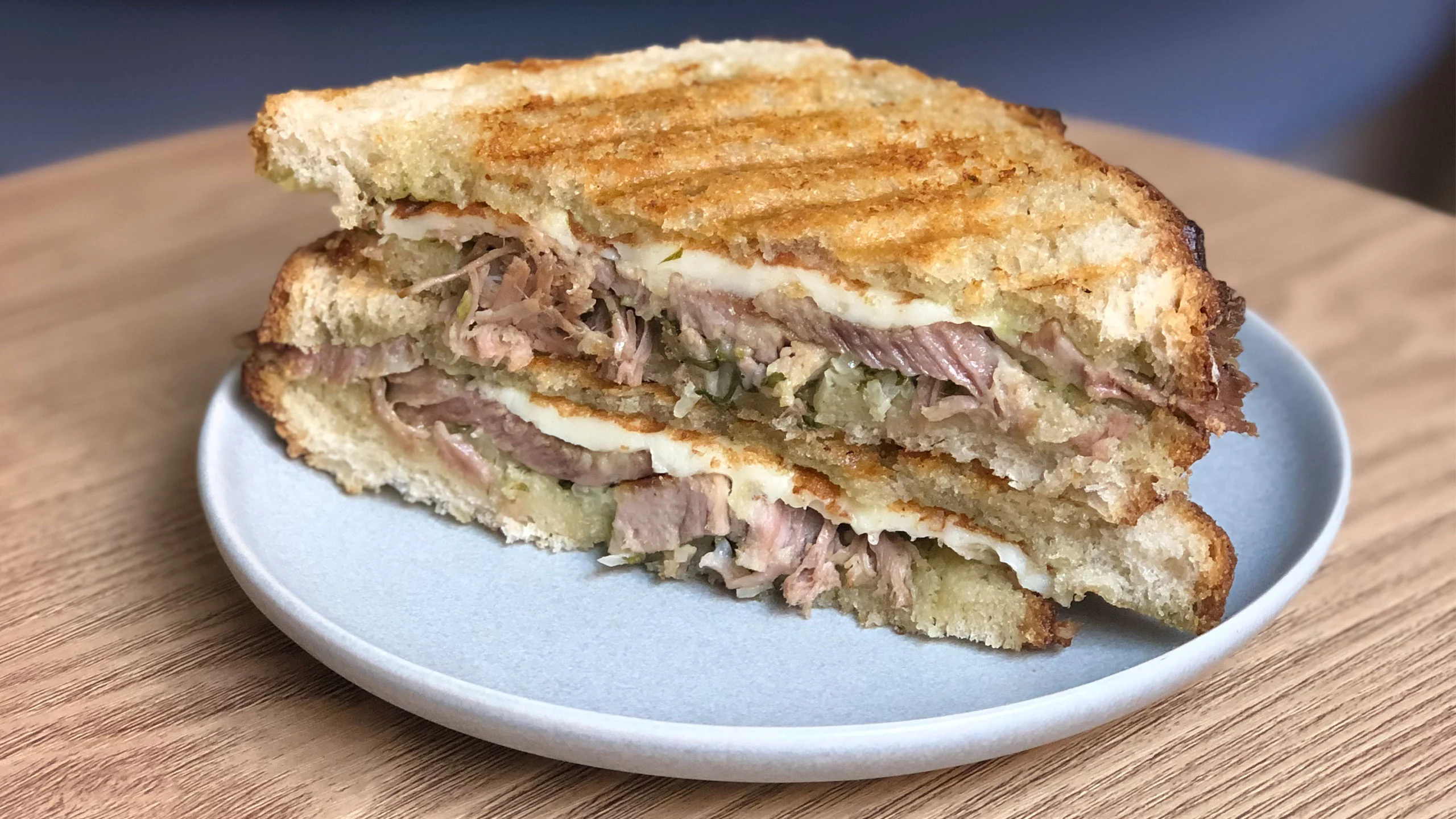 Tienes que probar estos sándwiches de suadero y barbacoa