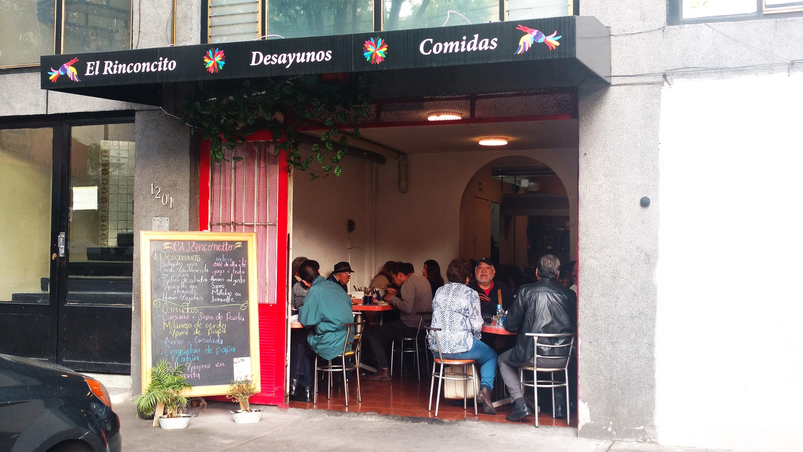 El Rinconcito: una fonda que sobrevivió a la pandemia por la solidaridad de sus clientes