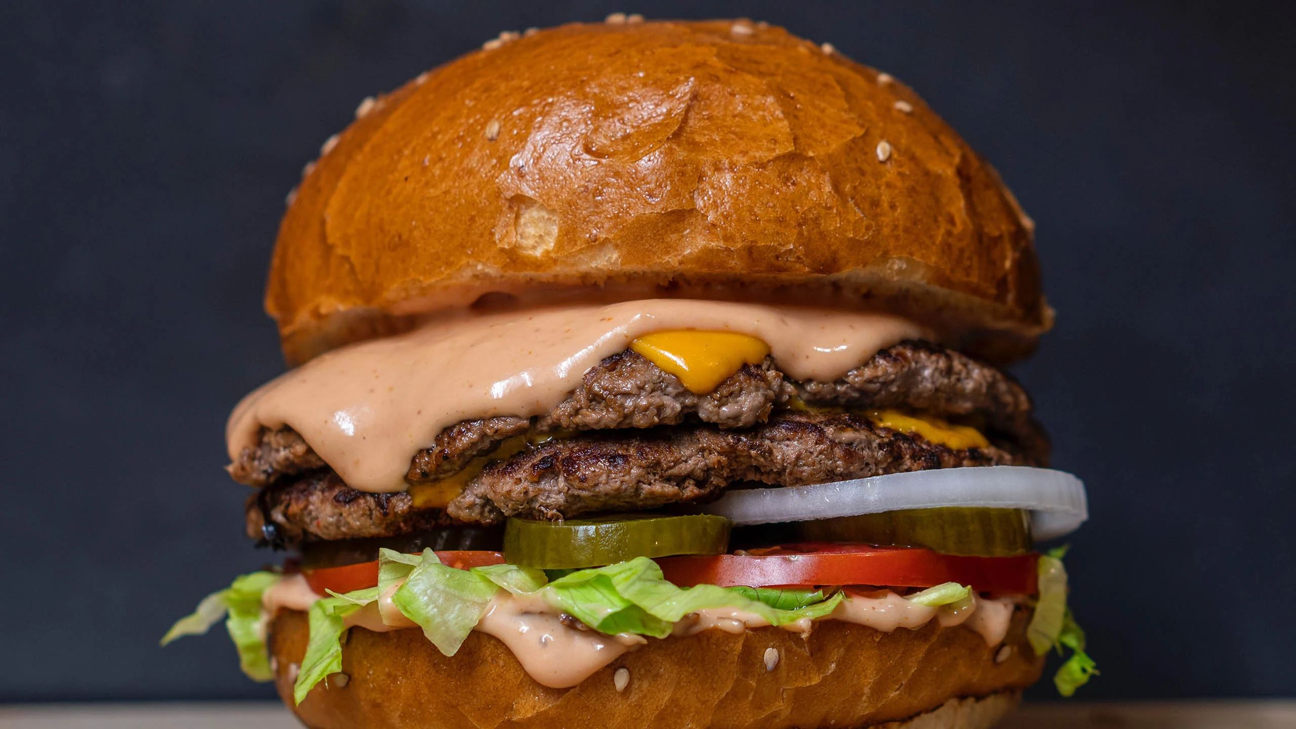 Estas son las razones por las que amamos las hamburguesas Estas son las razones por las que amamos las hamburguesas