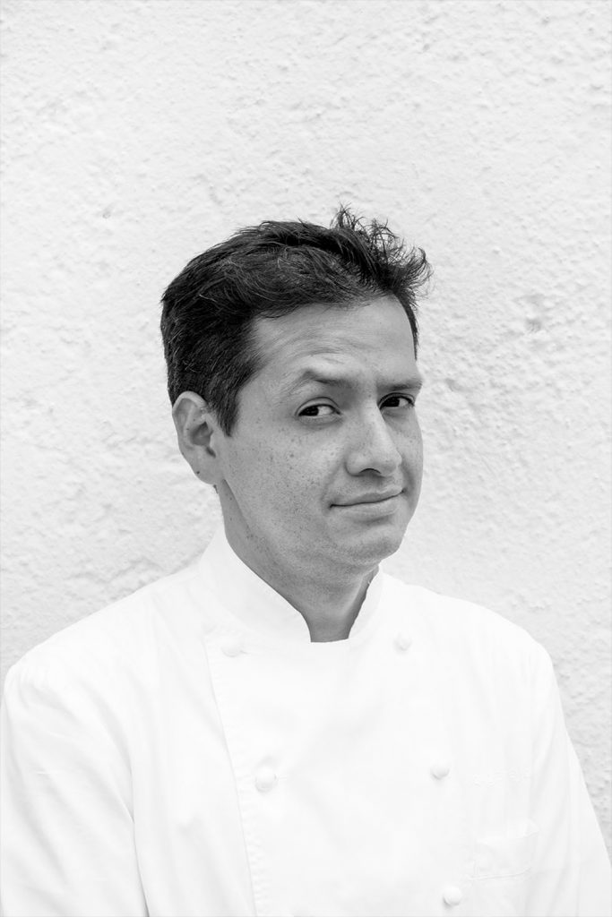 Jorge Vallejo Food & Wine Table