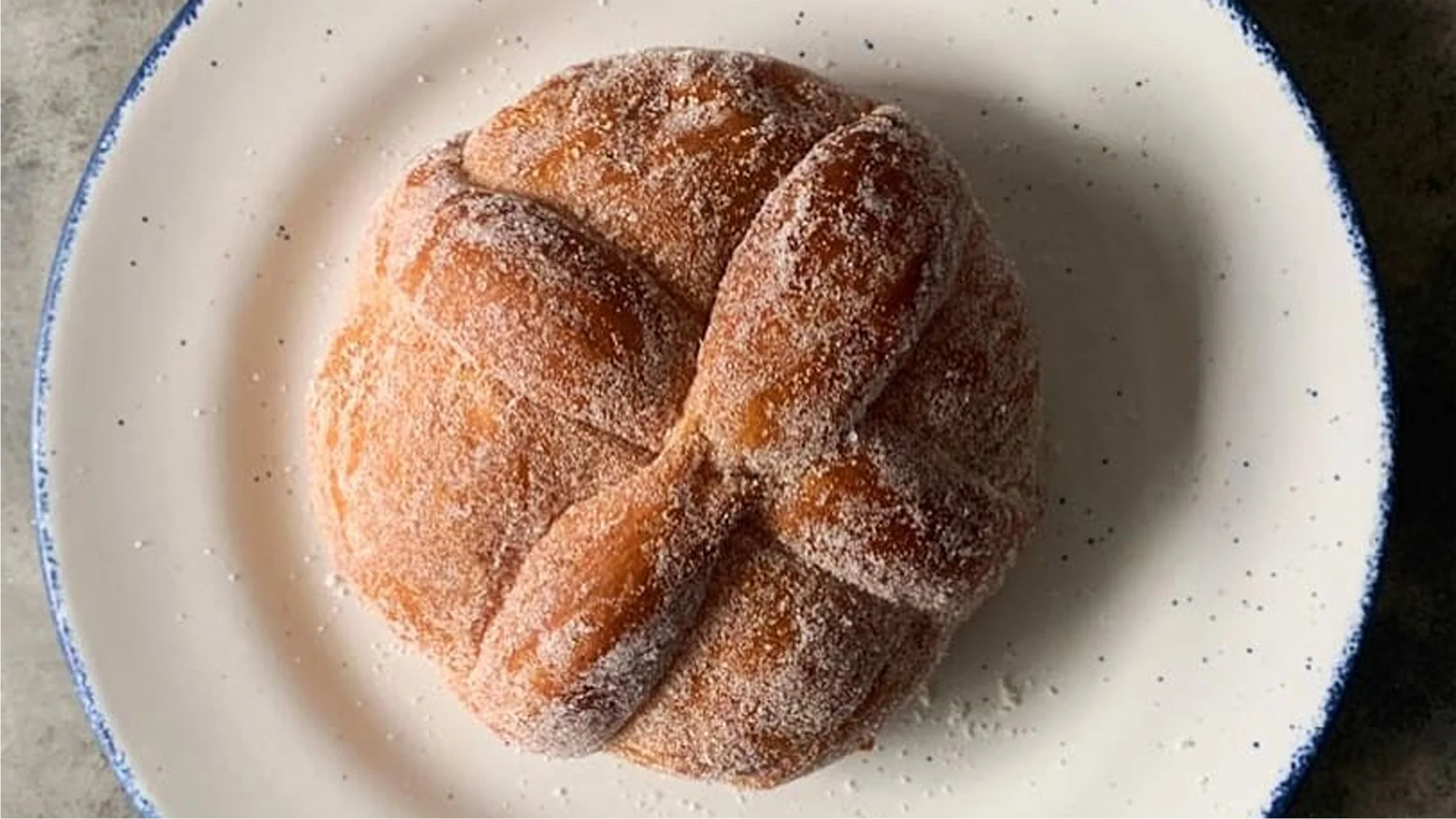 Tenemos la receta del pan de muerto de Bakers