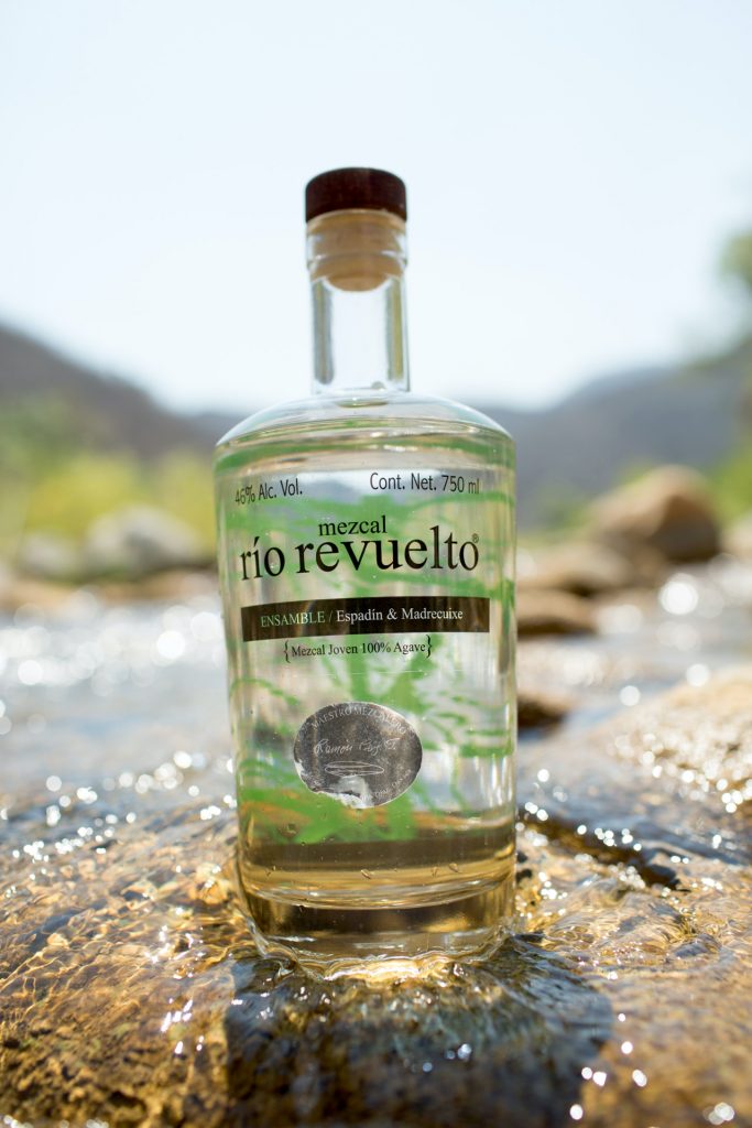 mezcal_rio_revuelto