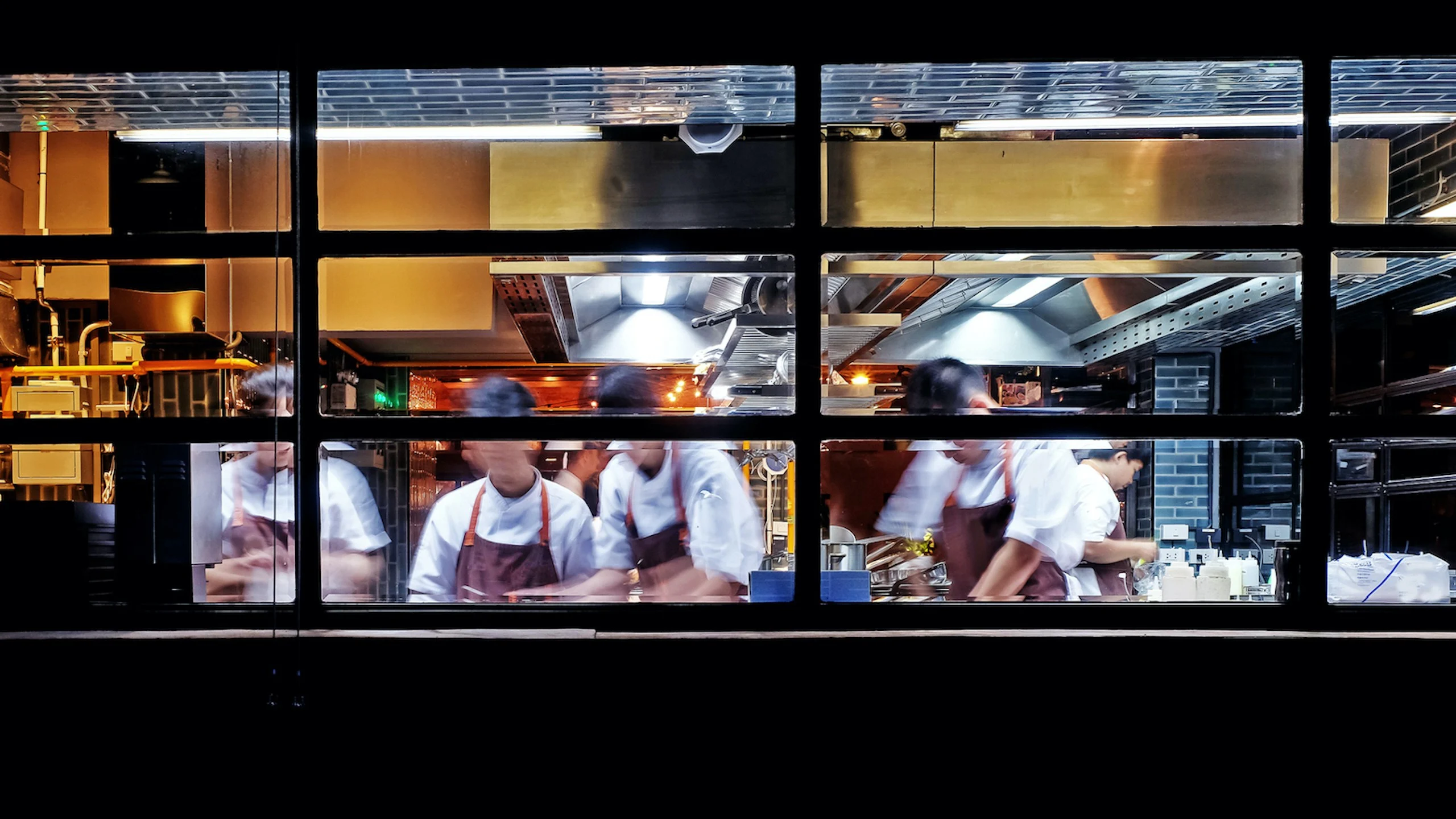 Por favor, no hagas que los cocineros trabajen mientras están enfermos Por favor, no hagas que los cocineros trabajen mientras están enfermos