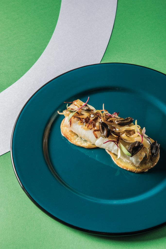 Bacalao a la portuguesa-dieta de Cristiano Ronaldo. Foto: Juan Pablo Espinosa / Producción: Mariana Rojas y Julio Castillo / Dirección de arte: Griselle Montejo