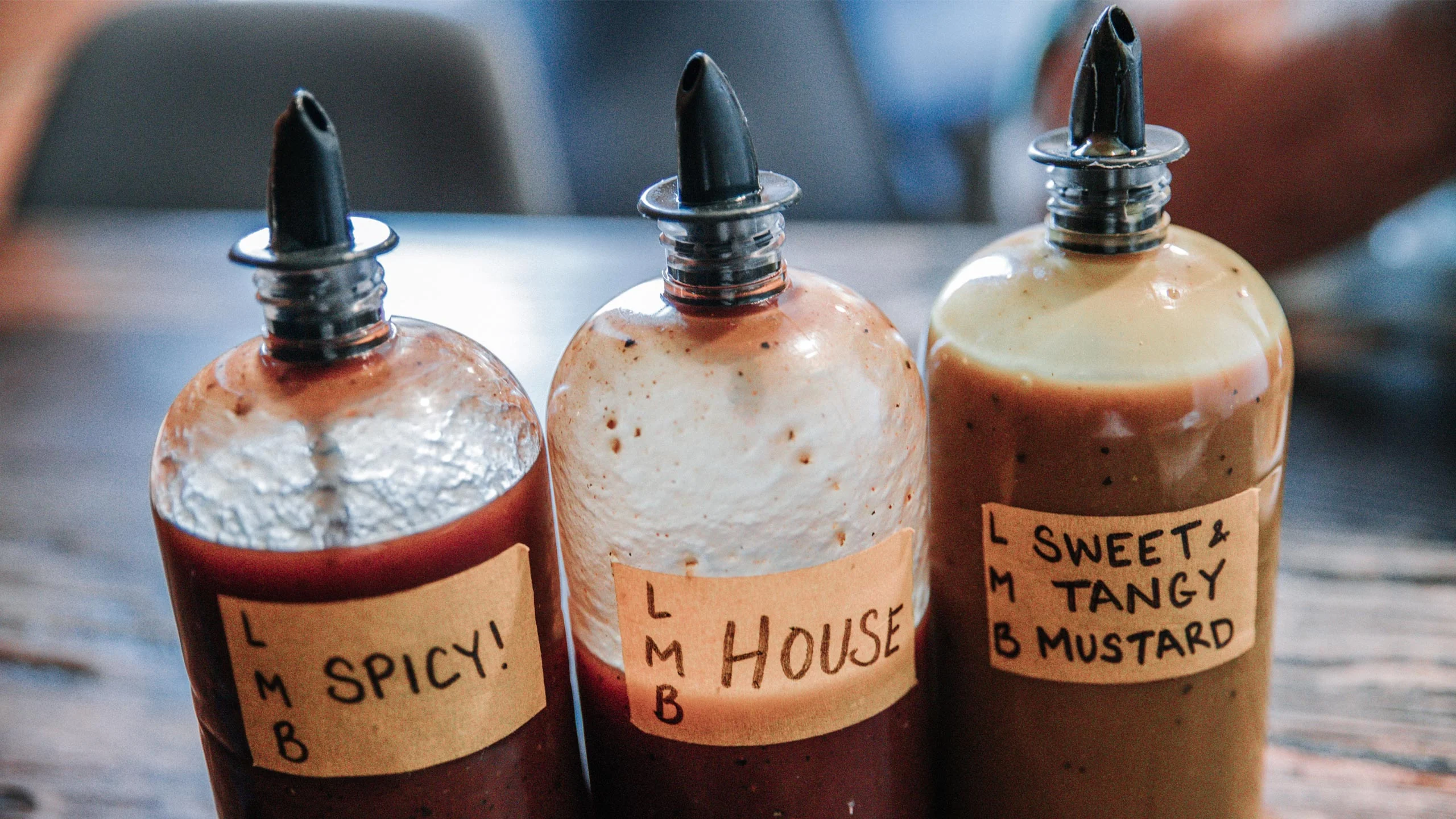 Salsas para acompañar tus alitas y snacks