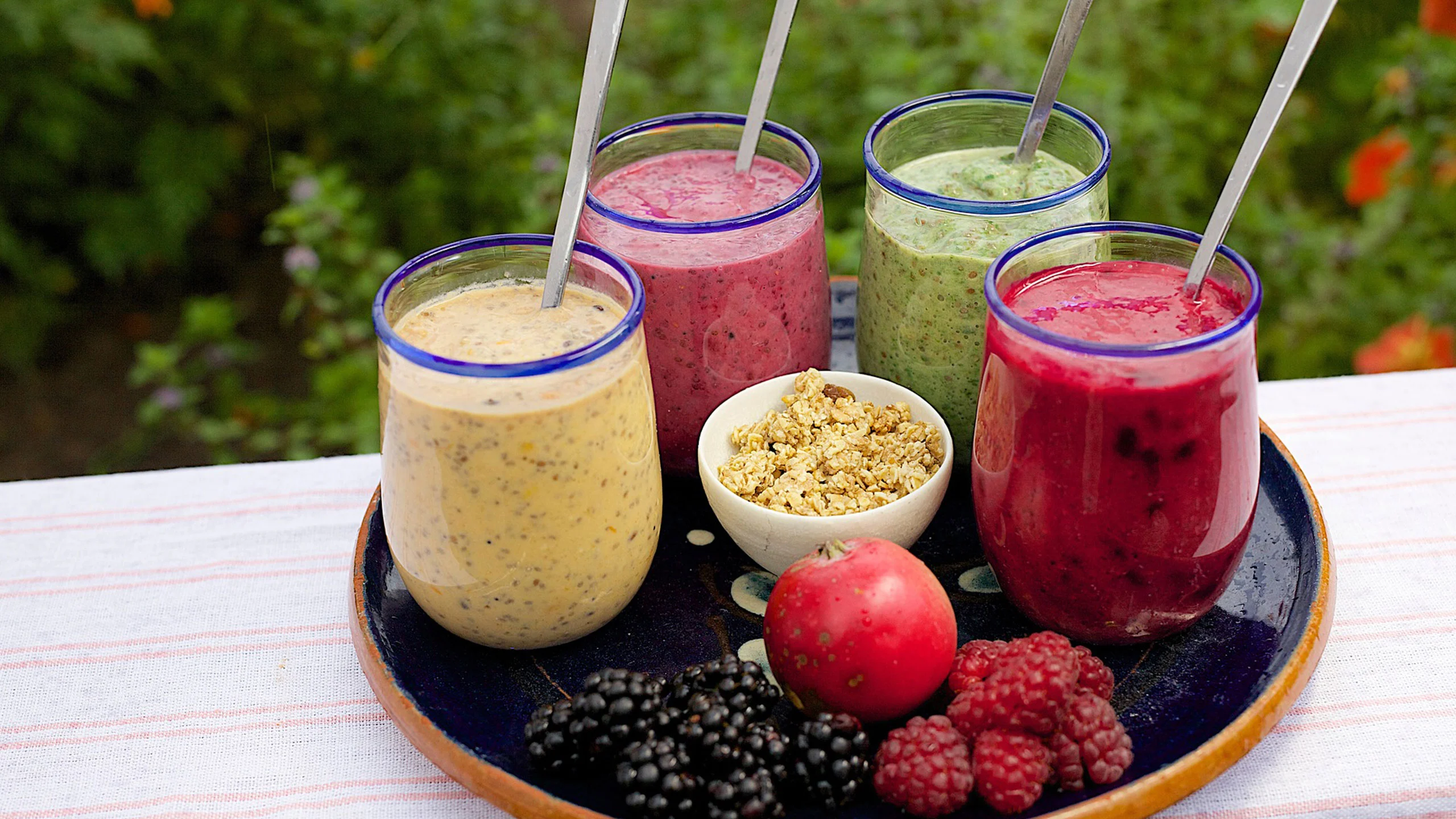 Recetas de smoothies para refrescarte esta temporada de calor